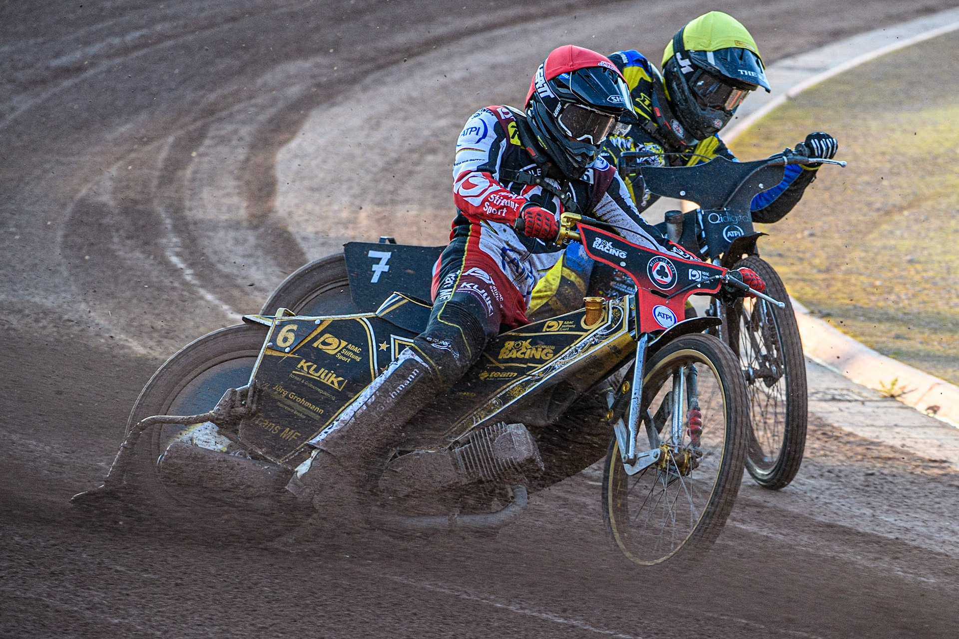Norick Blodorn (Red) leads Dan Gilkes (Yellow) during the Sports Insure Premiership match between Belle Vue Aces and Sheffield Tigers at the National Speedway Stadium, Manchester on Monday 7th August 2023. (Photo: Ian Charles | MI News)