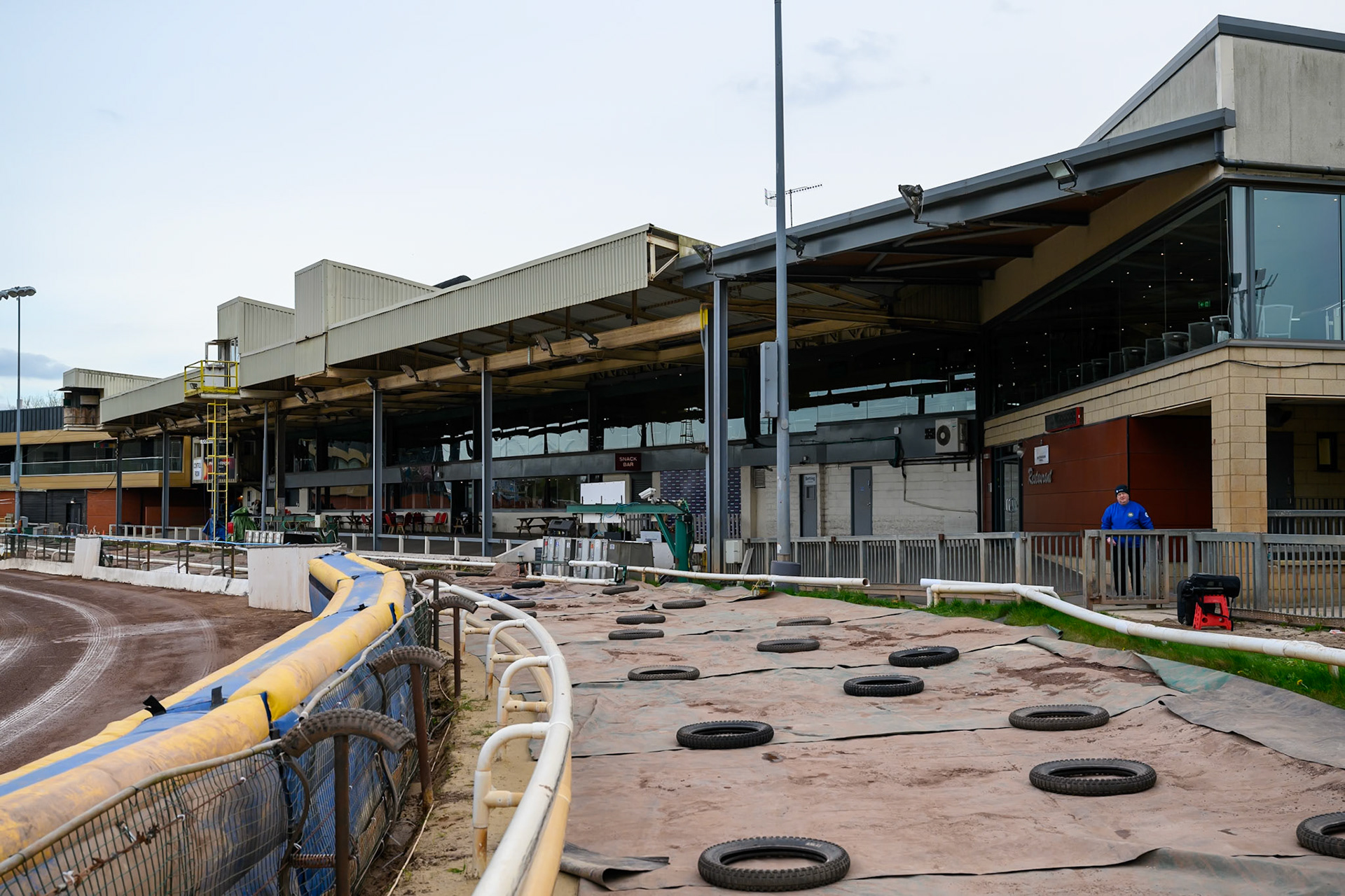 Owlerton Stadium during the Knockout Cup Northern Section match between Sheffield Tigers and Belle Vue Aces at Owlerton Stadium, Sheffield on Thursday 2nd April 2026. (Photo: Ian Charles | MI News)