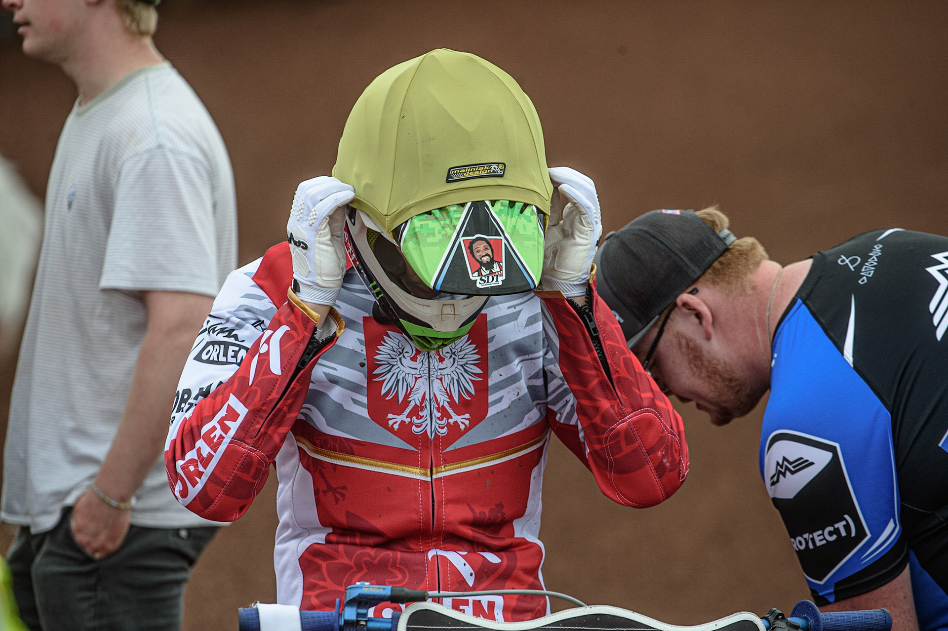 GLASGOW, UK. JUNE 19TH.  Tobiasz Musielak (Poland) adjusts his goggles during the FIM Speedway Grand Prix Qualifying Round at the Peugeot Ashfield Stadium, Glasgow on Saturday 19th June 2021. (Credit: Ian Charles | MI News)
