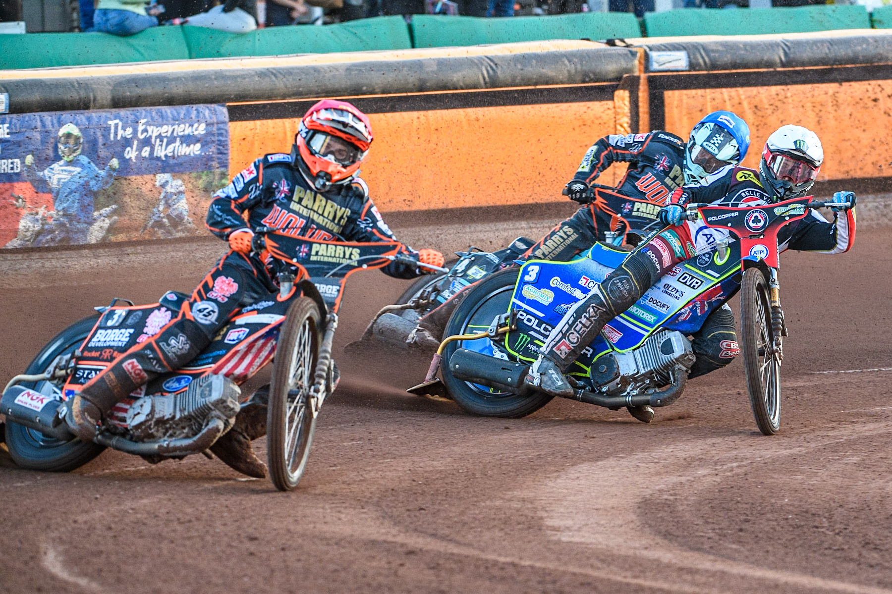 Luke Becker (Red) leads Jaimon Lidsey (White) and Ryan Douglas (Blue) during the Sports Insure Premiership match between Wolverhampton Wolves and Belle Vue Aces at Monmore Green Stadium, Wolverhampton on Monday 29th May 2023. (Photo: Ian Charles | MI News)