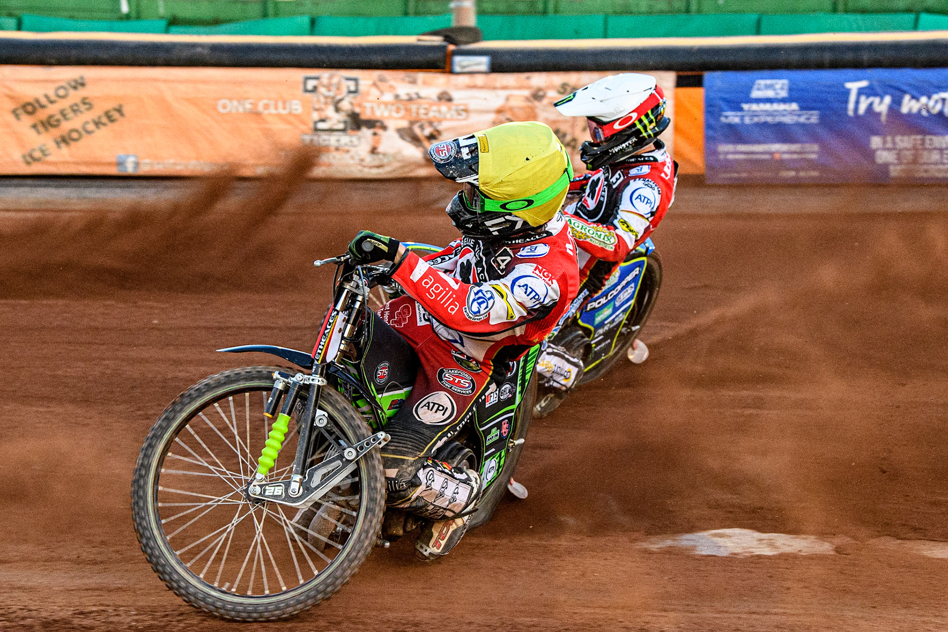 Charles Wright (Yellow) inside team mate Jaimon Lidsey (White) during the Sports Insure Premiership match between Wolverhampton Wolves and Belle Vue Aces at Monmore Green Stadium, Wolverhampton on Monday 29th May 2023. (Photo: Ian Charles | MI News)