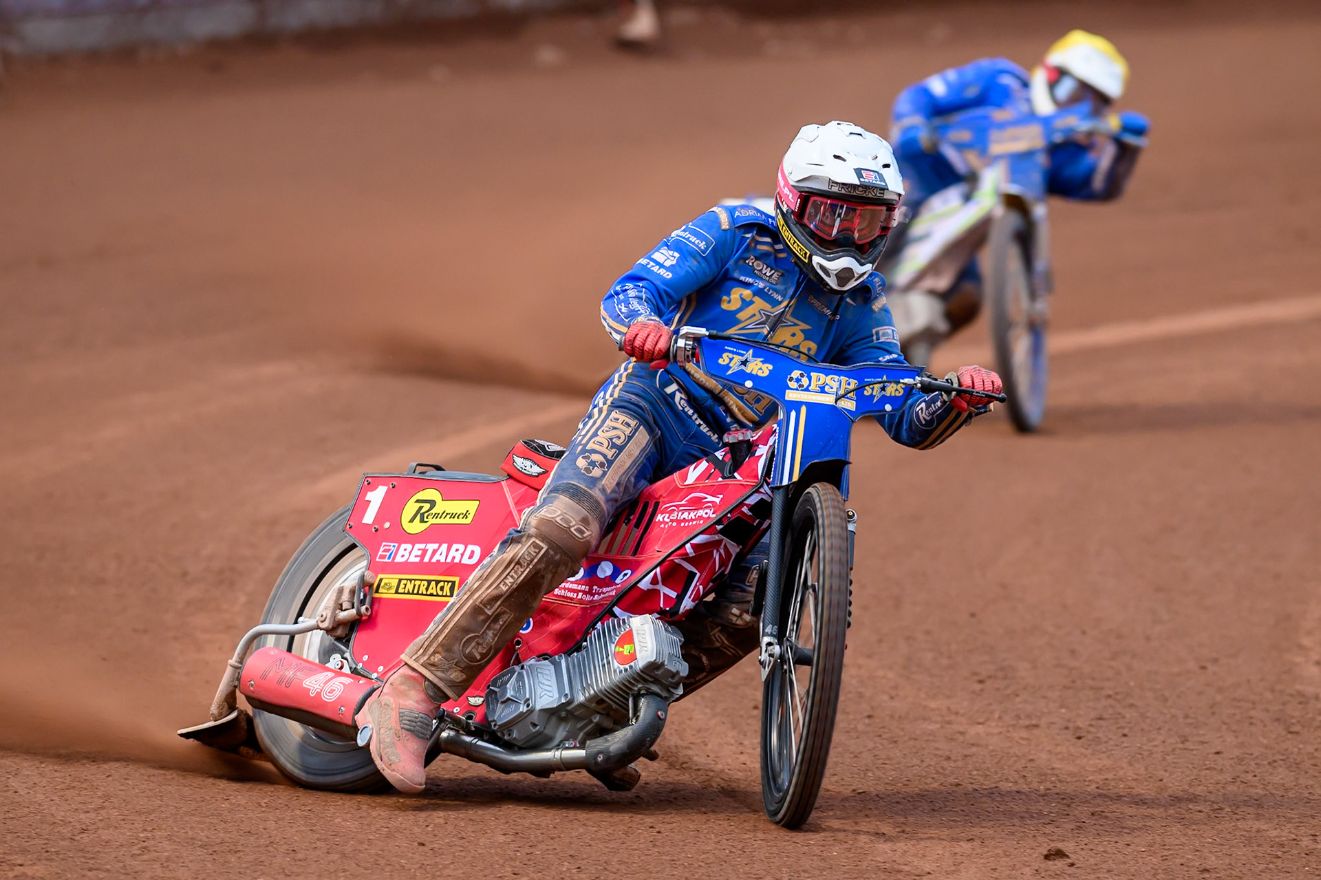 Max Fricke of Kings Lynn Stars in White leading Chris Harris of Kings Lynn Stars in Yellow during the Rowe Motor Oil Premiership match between Belle Vue Aces and King's Lynn Stars at the National Speedway Stadium, Manchester on Monday 29th June 2026. (Photo: Ian Charles | MI News)