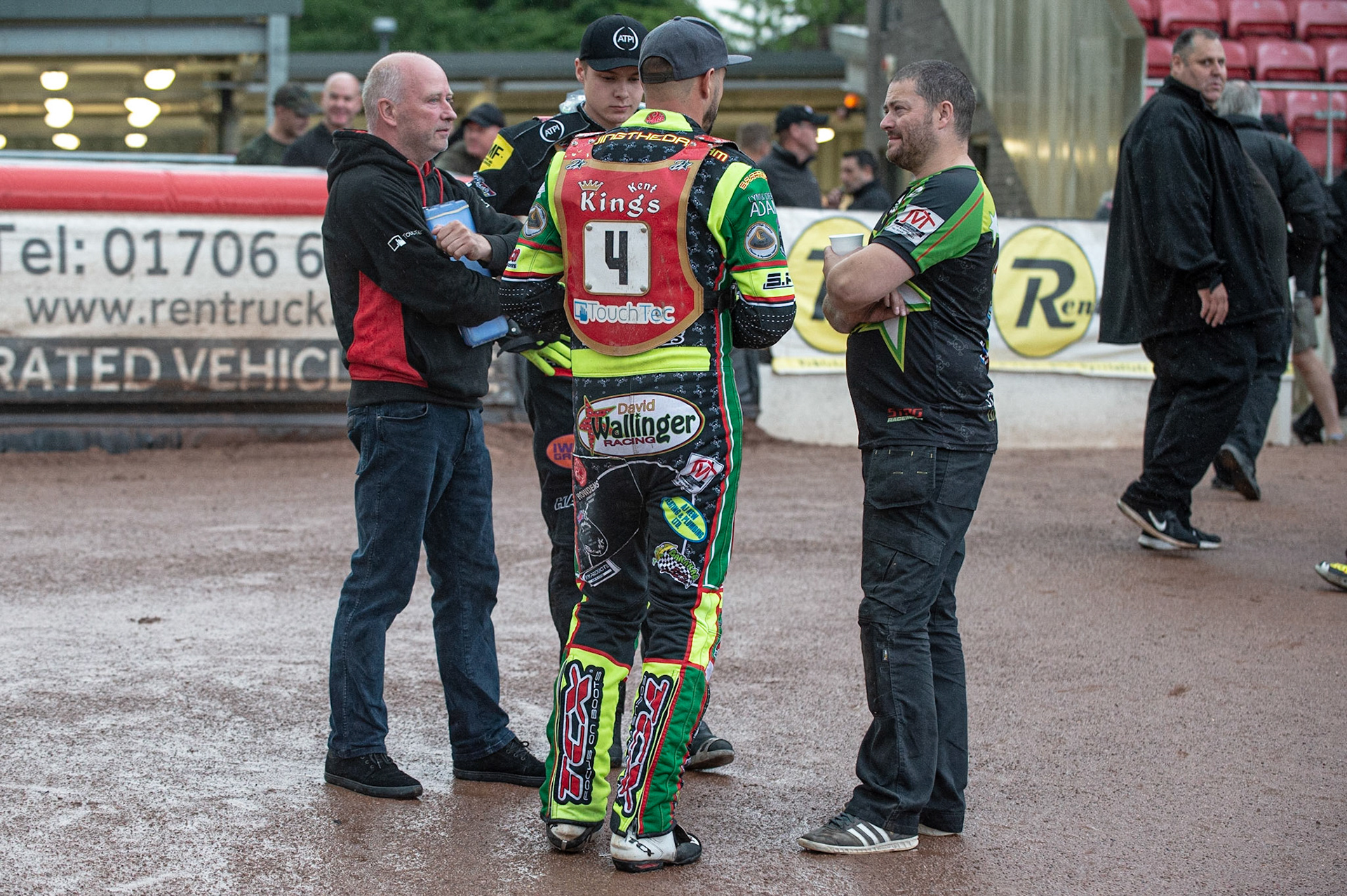 Photo: Ian Charles

Kent Kings on track meeting

Belle Vue Colts v Kent Kings, SGB National League, Belle Vue National Speedway Stadium, Manchester, Thursday 1  August  2019