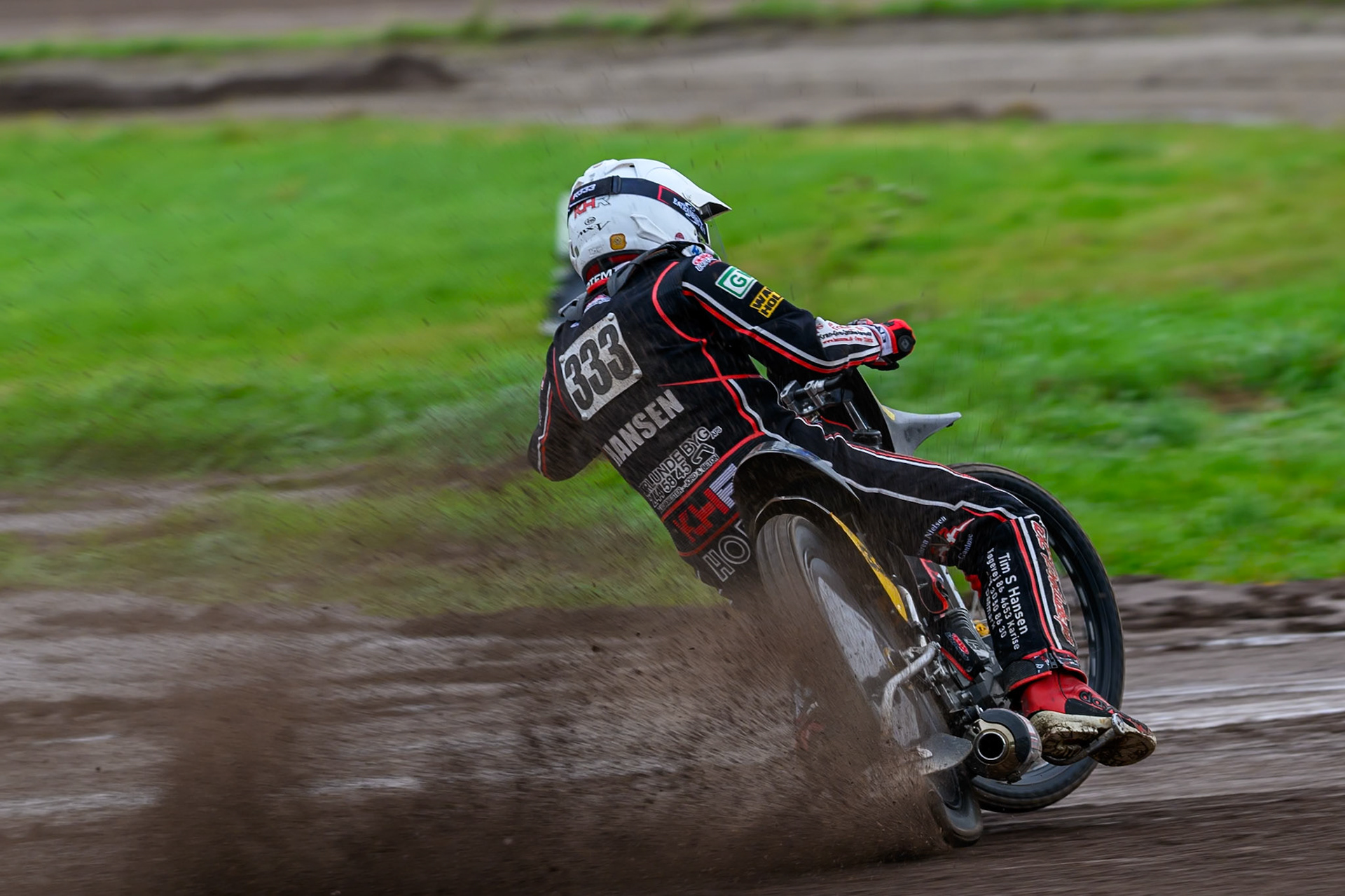 Kenneth Kruse Hansen (333) of Denmark in action during the FIM Long Track World Championship Final 4, at the Speed Centre Roden, Netherlands on Sunday 21st September 2025. (Photo: Ian Charles | MI News)during the FIM Long Track World Championship Final 4, at the Speed Centre, Roden on Sunday 21st September 2025. (Photo: Ian Charles | MI News)