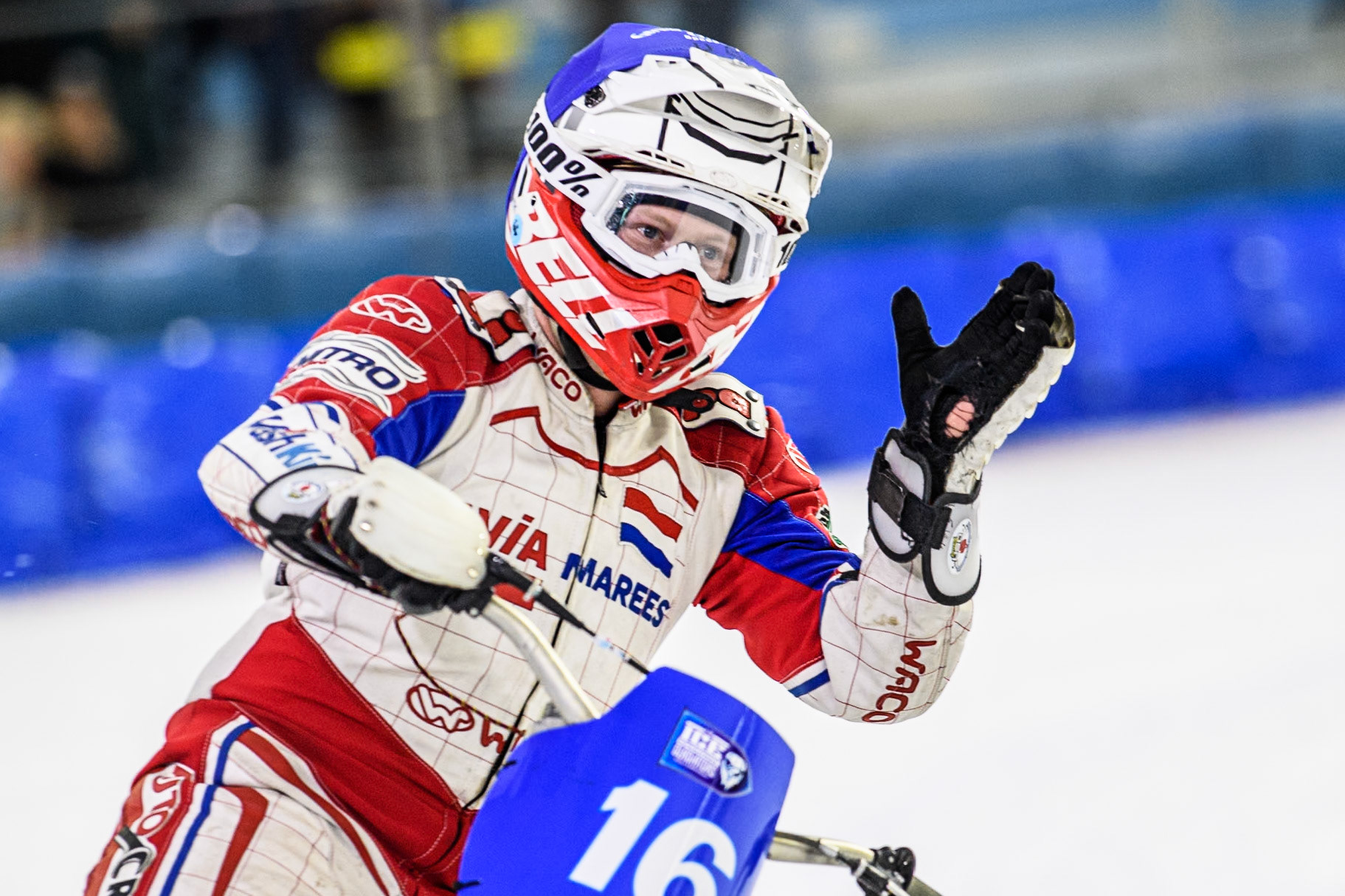 Wild Card Niek Schaap (16) of The Netherlands waves to the fans after his final ride of the weekend on his lap of honour during the FIM Ice Speedway Gladiators World Championship, Final 4 at the Ice Stadium, Thialf, Heerenveen on Sunday 6th April 2025. (Photo: Ian Charles | MI News)