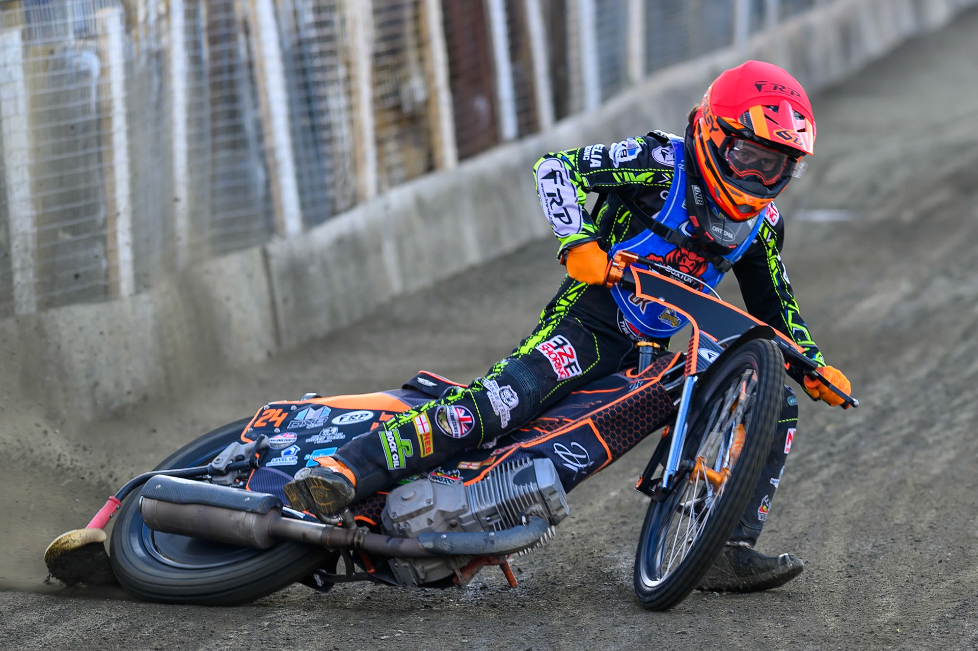 Jack Smith of Buxton Bulls  in action during the Regina Chains Fours at Buxton Speedway, Buxton on Sunday 5th April 2026. (Photo: Ian Charles | MI News)