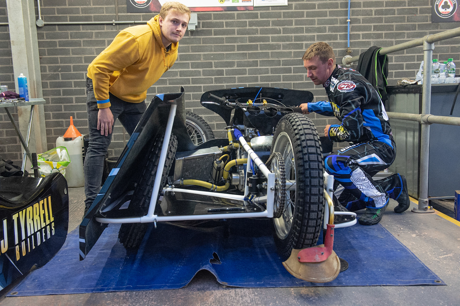 MANCHESTER, ENGLAND Mechanics working on a sidecar unit during the  ACU Sidecar Speedway Manchester Masters,  Belle Vue National Speedway Stadium, Manchester Saturday 12 October 2019 (Credit: Ian Charles | MI News)