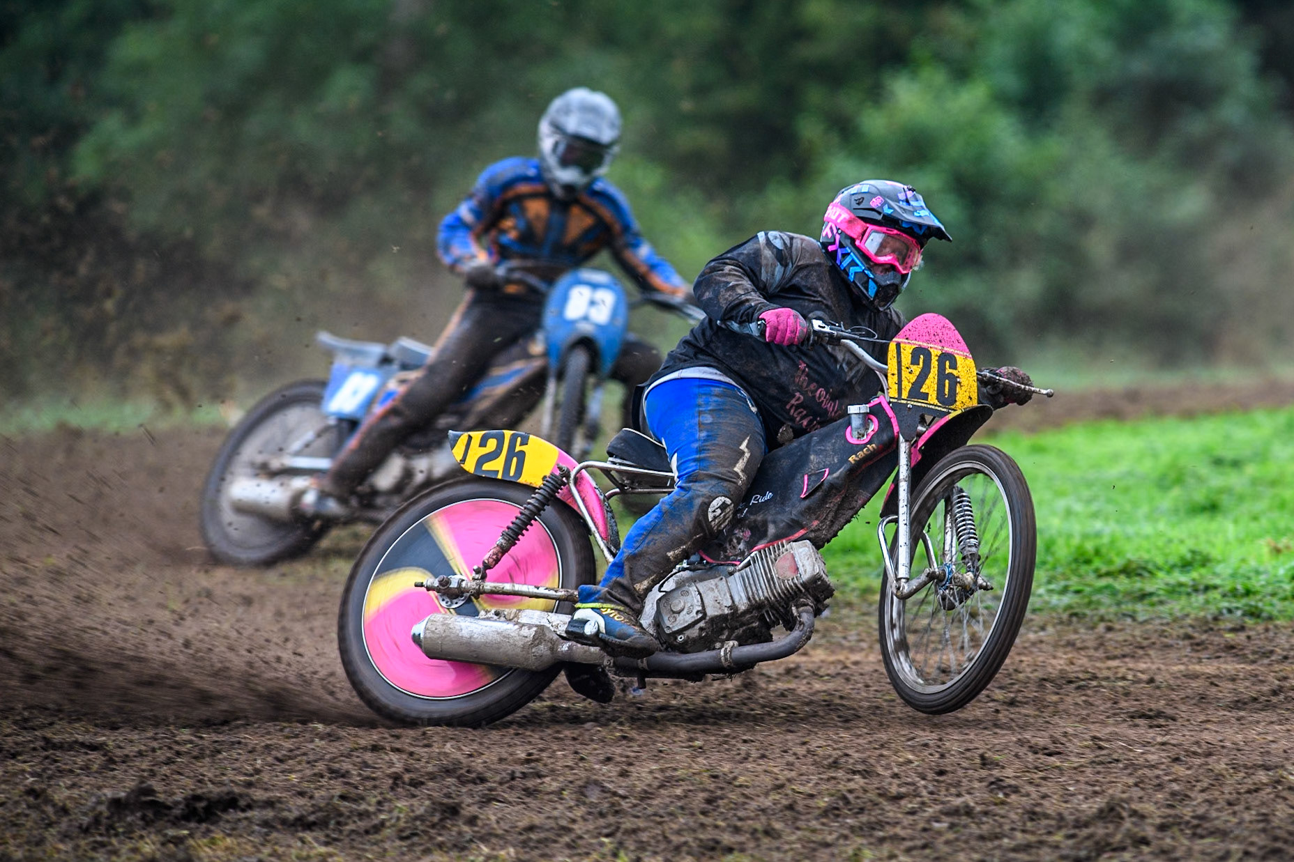 James Theobald (126) leading Liam Ashcroft (83) in the 350cc/500cc Support Class during the ACU British Upright Championships at Woodhouse Lance, Gawsworth, Cheshire on Sunday 8th September 2024. (Photo: Ian Charles | MI News)