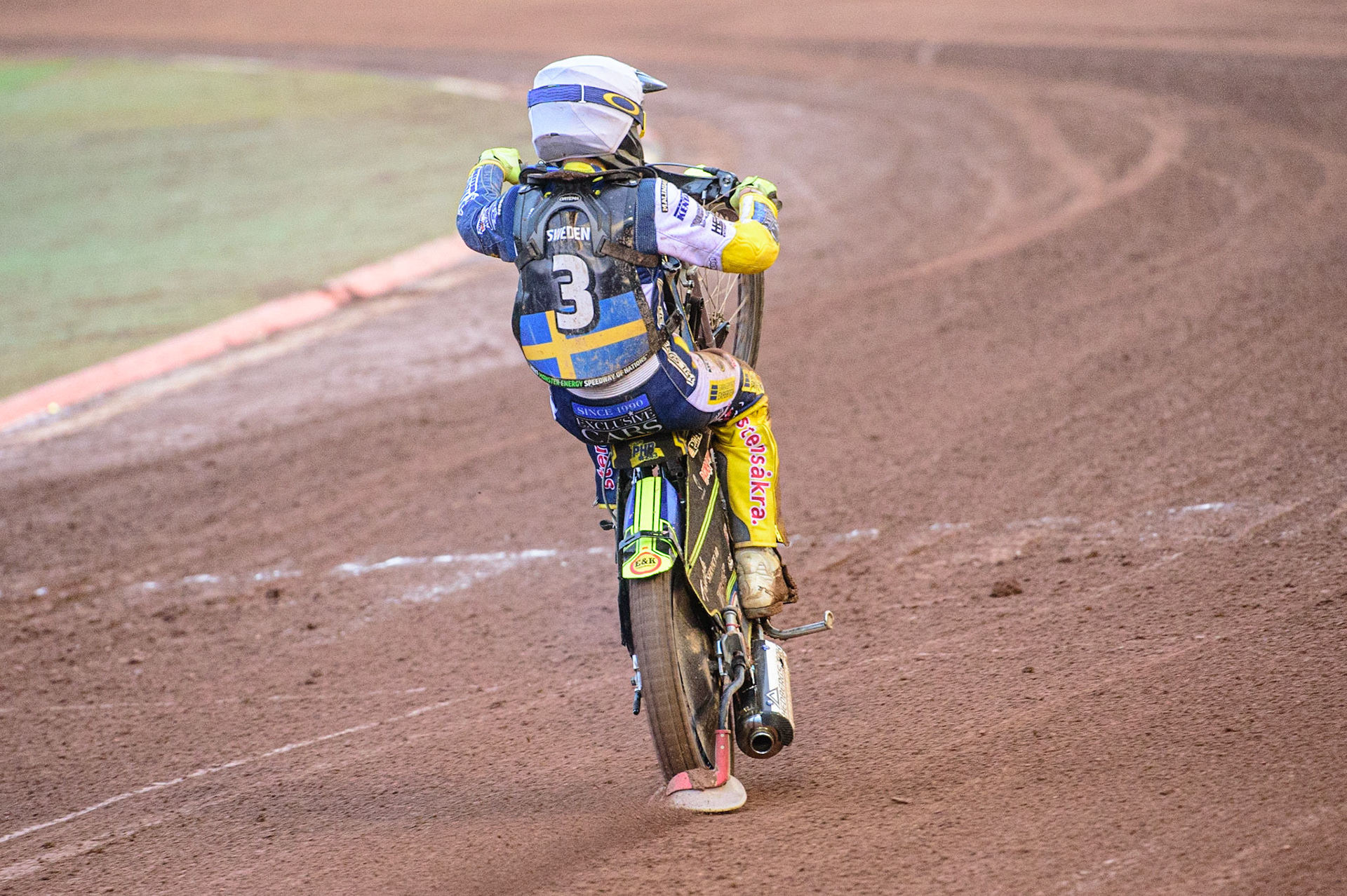 MANCHESTER, UK. OCT 17TH Philip Hellström-Bangs of Sweden celebrates with a wheelie during the Monster Energy FIM Speedway of Nations at the National Speedway Stadium, Manchester on Sunday  17th October 2021. (Credit: Ian Charles | MI News)