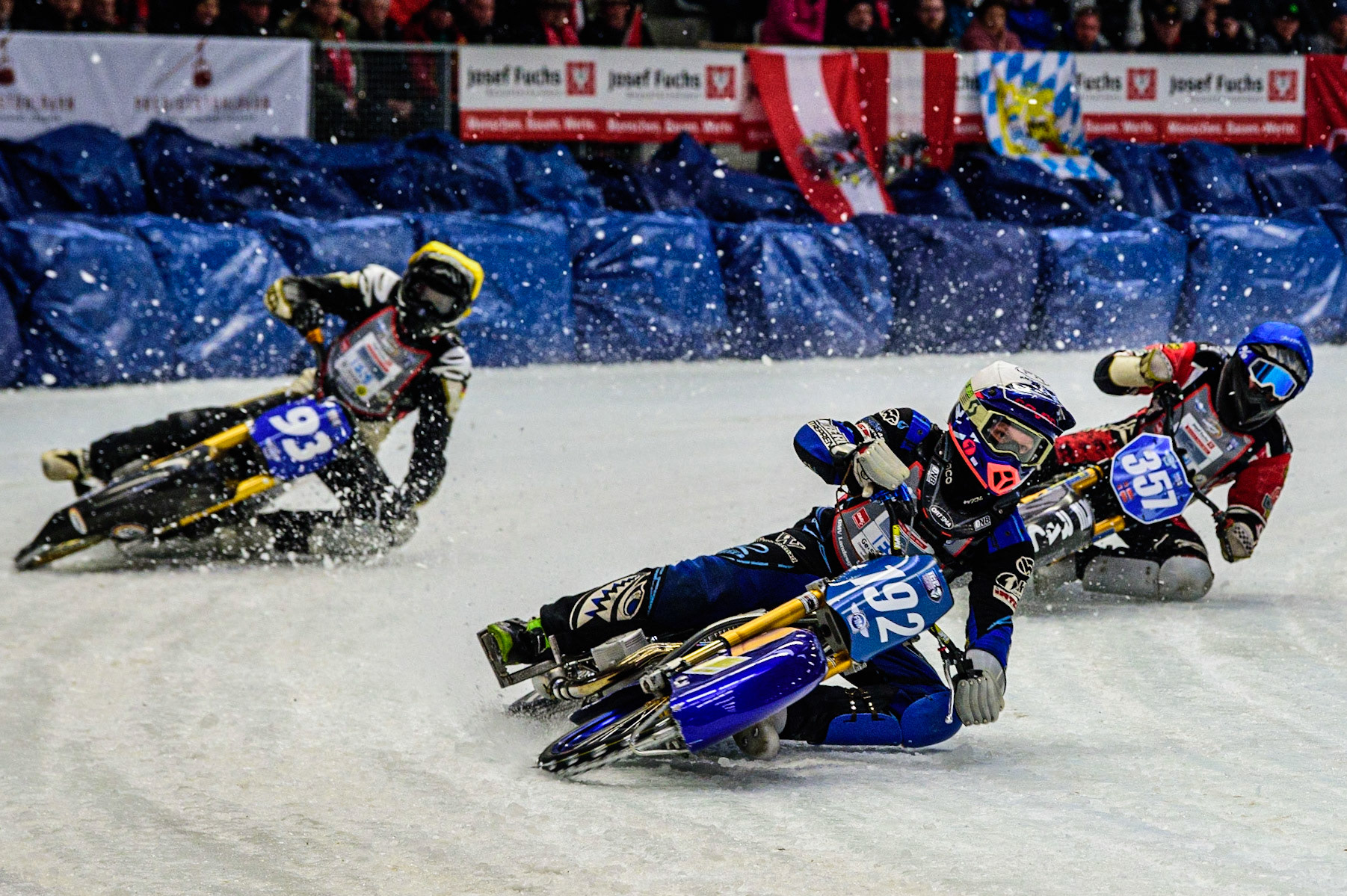 Niclas Svensson (192) (White) leads Franz Mayerbüchler (93) (Yellow) and Jo Saetre (357) (Blue) during the Ice Speedway Gladiators World Championship Final 2 at Max-Aicher-Arena, Inzell, Germany on Sunday 19th March 2023. (Photo: Ian Charles | MI News)