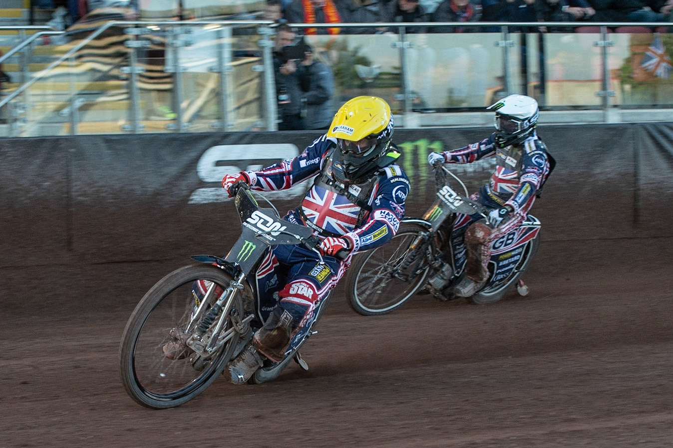 Photo: Ian Charles

Craig Cook (Yellow) leads team mate Tai Woffinden (White)

Monster Energy FIM Speedway Of Nations, Race Off 2, Belle Vue National Speedway Stadium, Manchester 7 May  2019