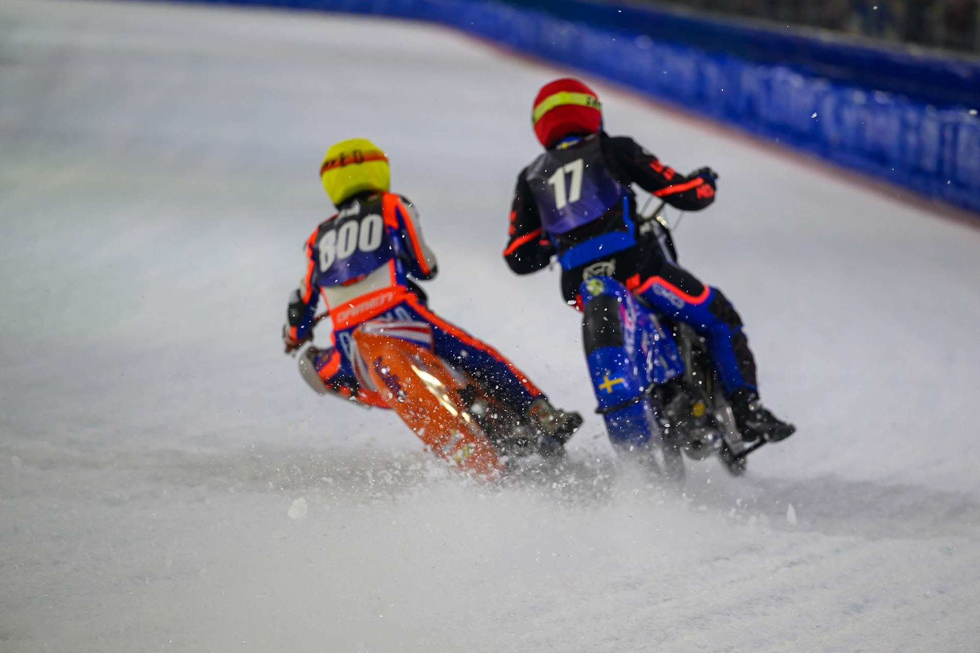 Jasper Iwema (800) of The Netherlands  in Yellow forces his way past Melwyn Bjorklin (17) of Sweden  in Red during the FIM Ice Speedway Gladiators World Championship Final 3 at Ice Rink Thialf, Heerenveen on Saturday 11th April 2026. (Photo: Ian Charles | MI News)