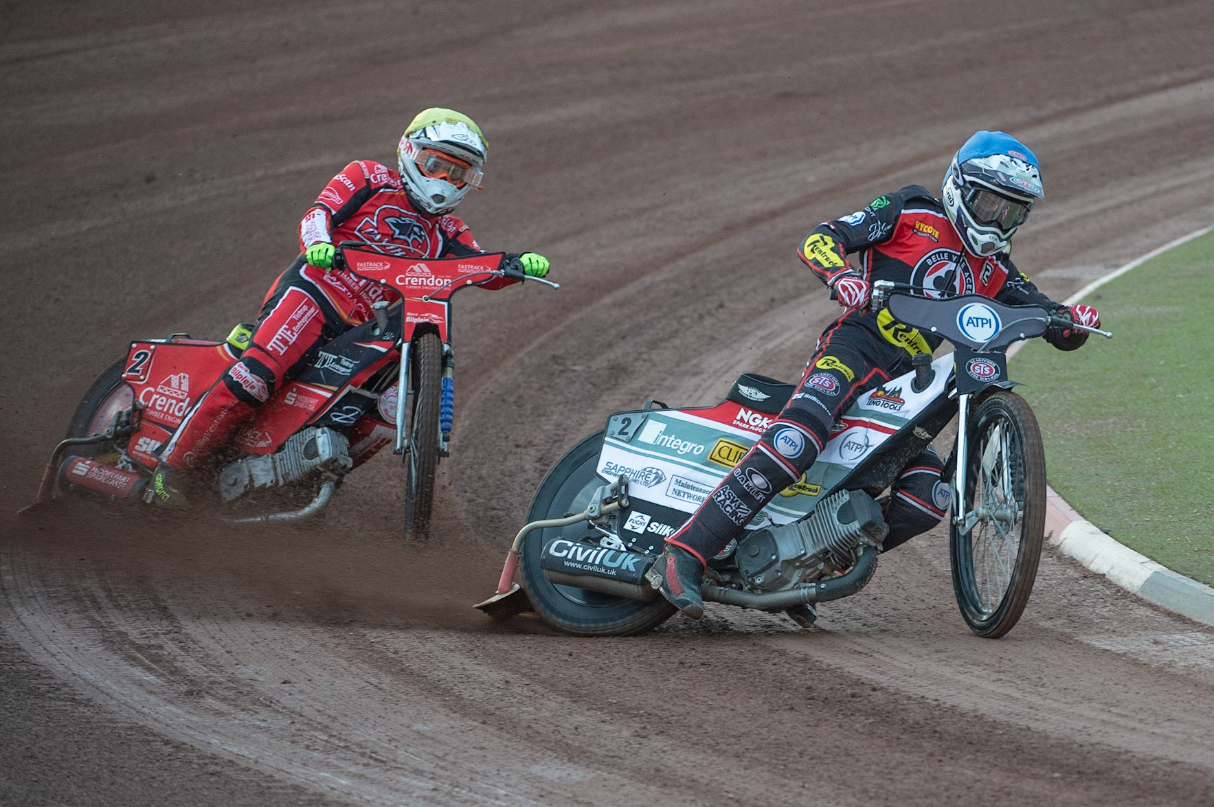Photo by Ian Charles:

Steve Worrall  (Blue) leads Lasse Bjerre  (Yellow)

Belle Vue Aces v Peterborough Panthers, British Speedway Premiership, National Speedway Stadium, Manchester, Monday, 29, April, 2019