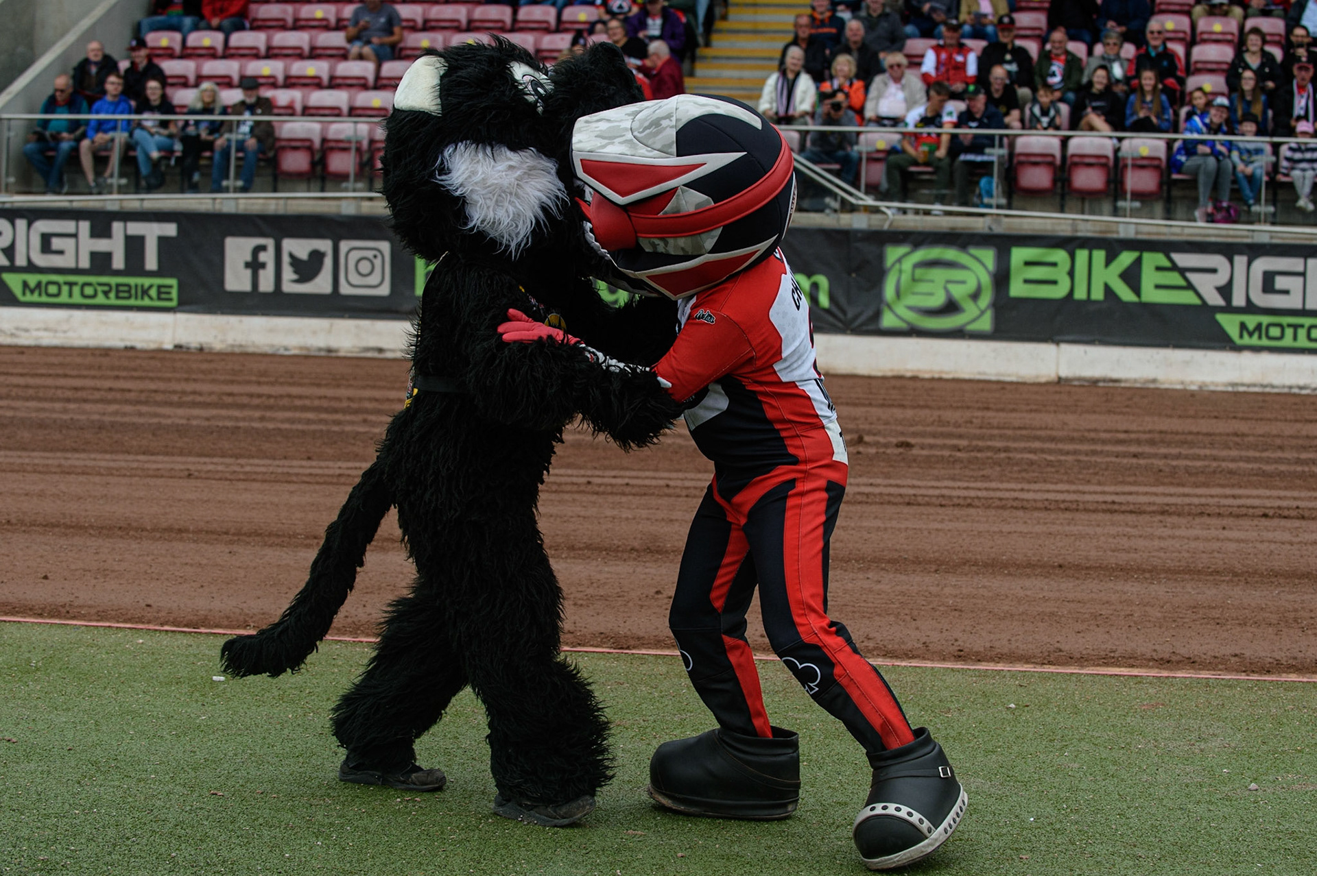 MANCHESTER, UK. AUGUST 30TH The Mascots pretend to fight before the meeting to amuse the fans during the SGB Premiership match between Belle Vue Aces and Wolverhampton Wolves at the National Speedway Stadium, Manchester on Monday 30th August 2021. (Credit: Ian Charles | MI News)