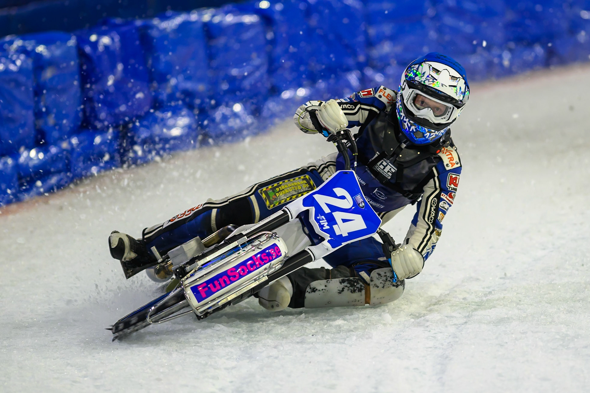 Max Koivula (24) of Finland  in action during the FIM Ice Speedway Gladiators World Championship Final 3 at Ice Rink Thialf, Heerenveen on Saturday 11th April 2026. (Photo: Ian Charles | MI News)
