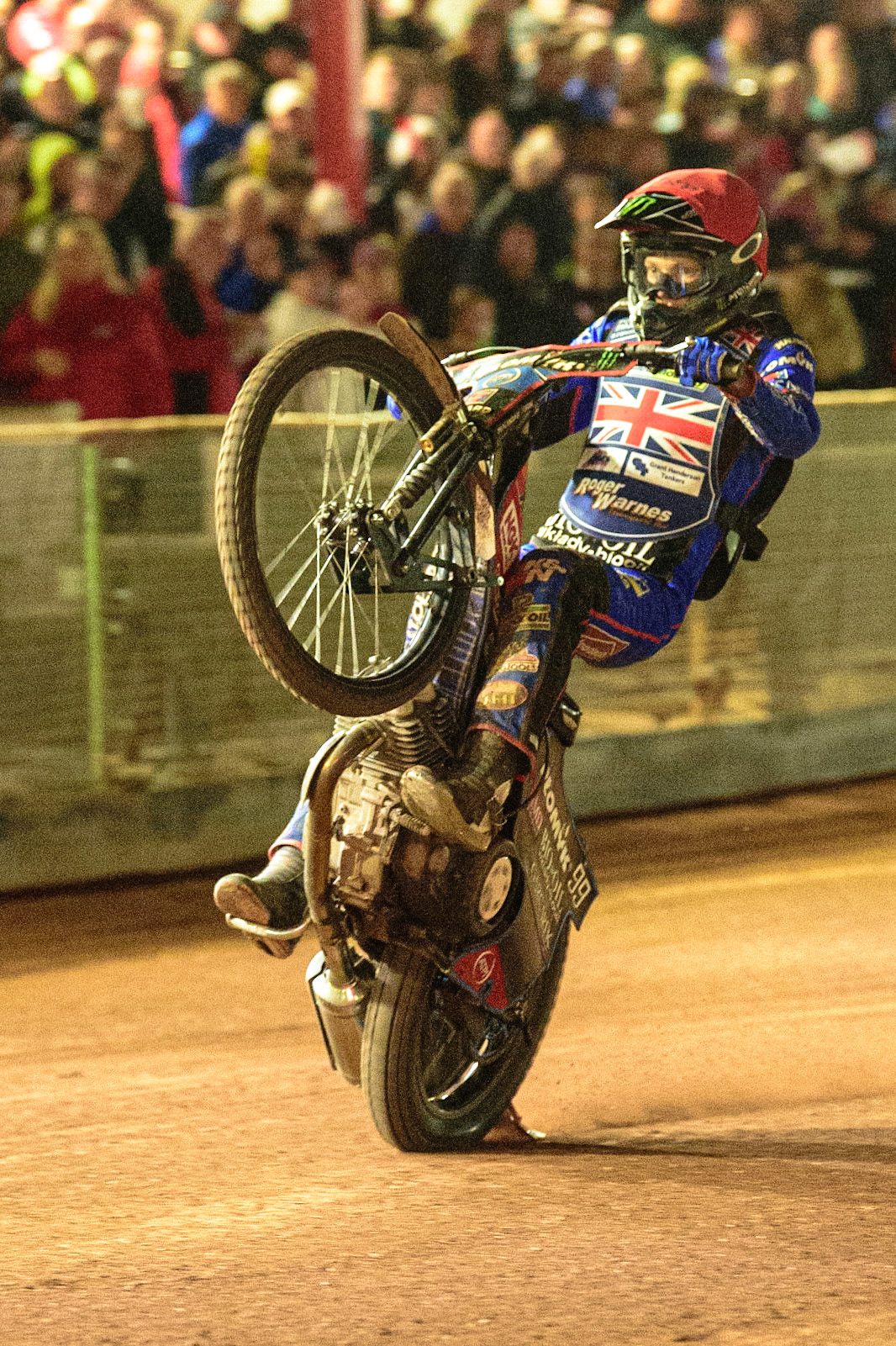 Dan Bewley (Great Britain) celebrates with a wheelie during the FIM Speedway Grand Prix Challenge at the Peugeot Ashfield Stadium, Glasgow on Saturday 20th August 2022. (Credit: Ian Charles | MI News)