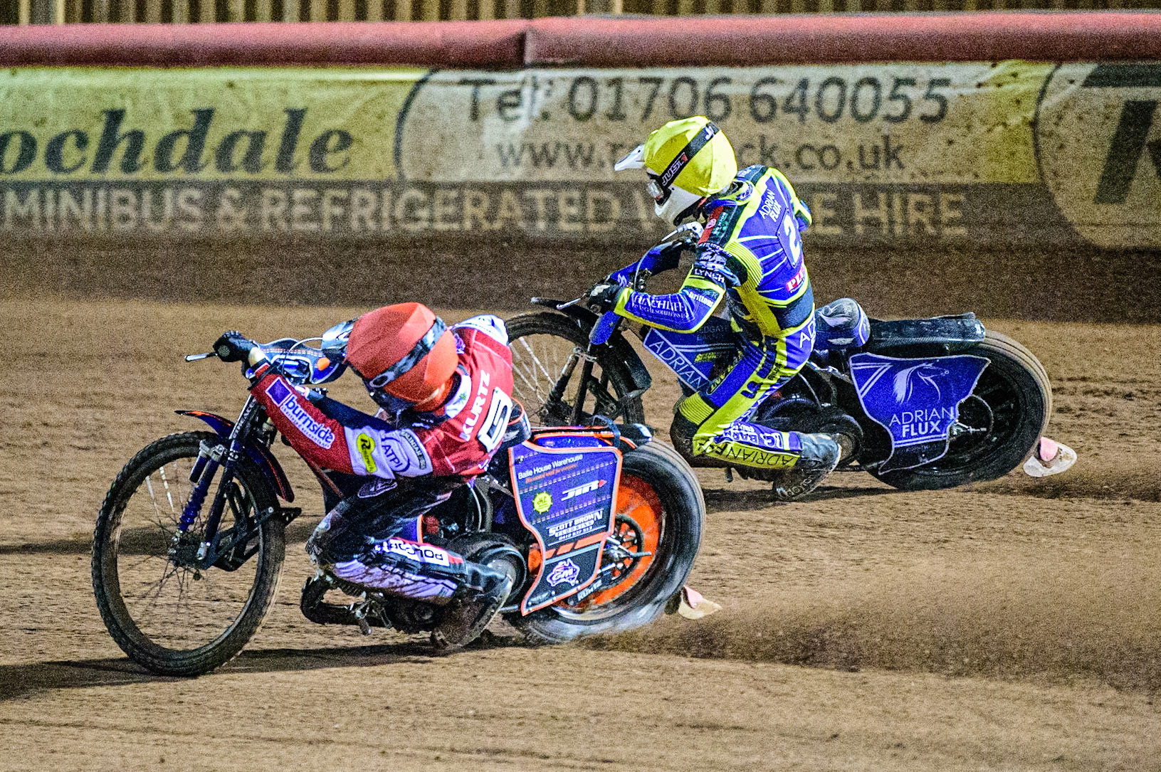 Brady Kurtz  (Red) inside Lewis Kerr  (Yellow) during the SGB Premiership match between Belle Vue Aces and Sheffield Tigers at the National Speedway Stadium, Manchester on Monday 5th September 2022. (Credit: Ian Charles | MI News)