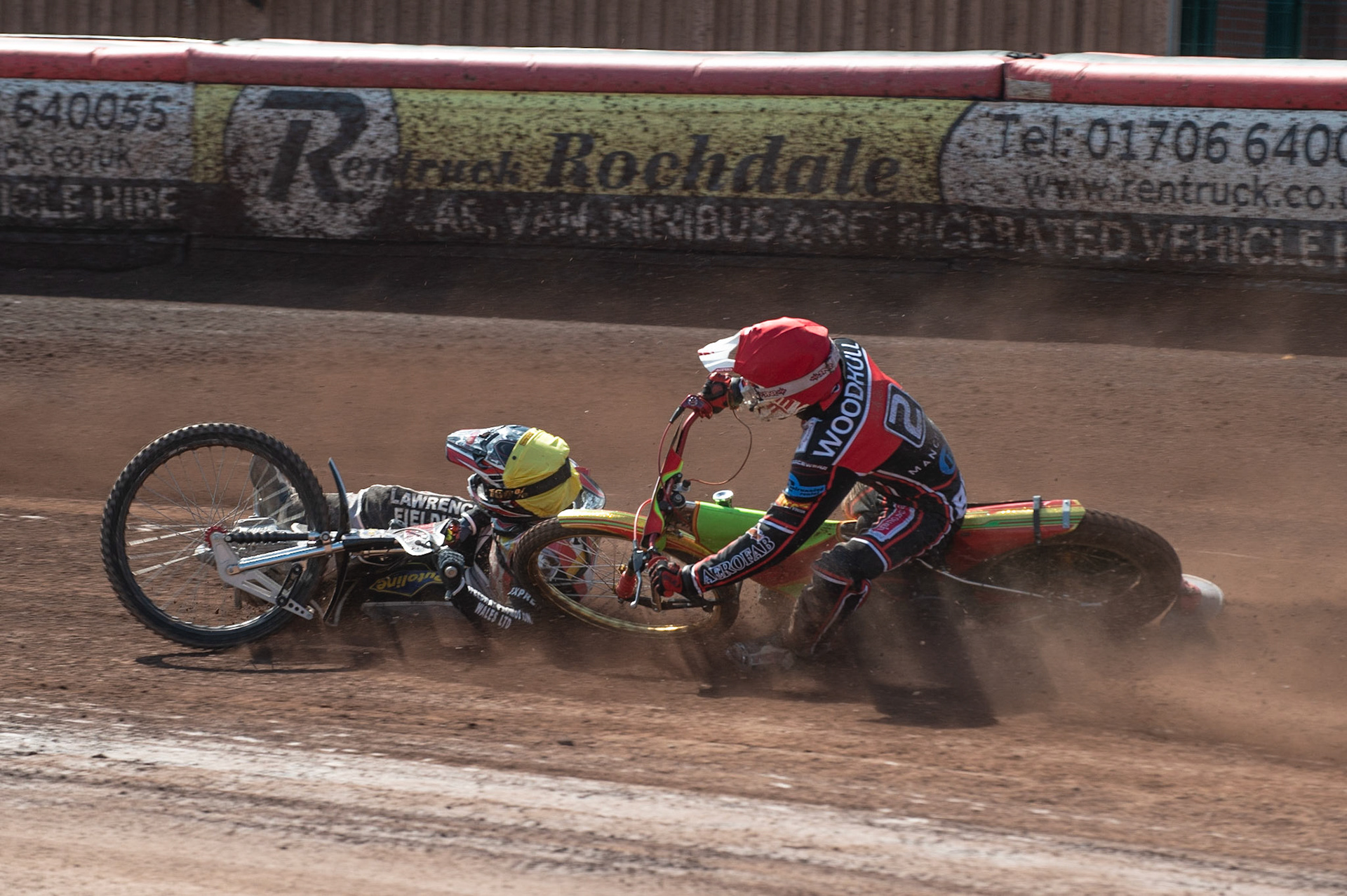 Photo: Ian Charles

Ben Woodhull (Red) brings down Joe Alcock (Yellow)

Belle Vue Colts v Stoke Potters, National League, Belle Vue National Speedway Stadium, Manchester, Friday 19  April  2019