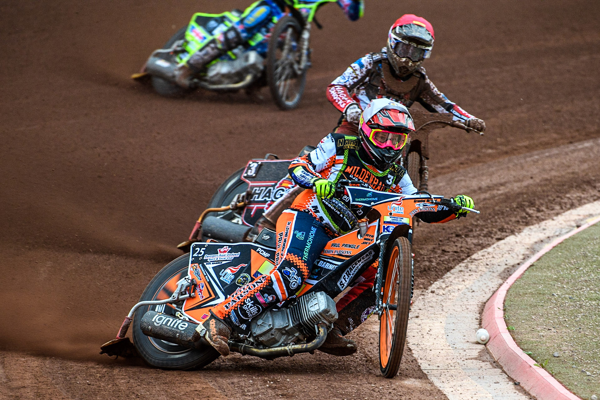 Ben Trigger (White) leads Sam Hagon (Red) during the National Development League match between Belle Vue Colts and Mildenhall Fens Tigers at the National Speedway Stadium, Manchester on Friday 26th May 2023. (Photo: Ian Charles | MI News)