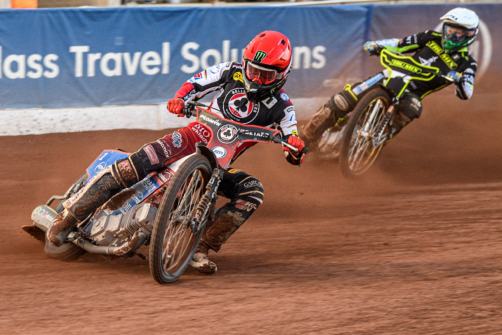 Dan Bewley (Red) leads Jason Doyle (White) during the Sports Insure Premiership match between Belle Vue Aces and Ipswich Witches at the National Speedway Stadium, Manchester on Monday 5th June 2023. (Photo: Ian Charles | MI News)