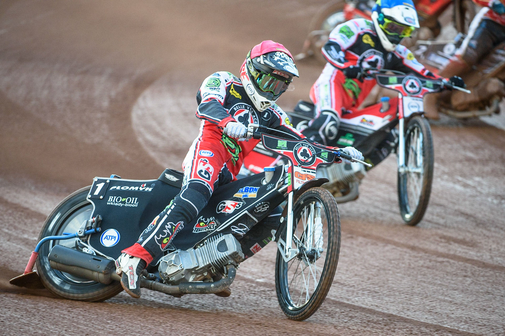 MANCHESTER, UK. AUG 9TH Dan Bewley  (Red) outside Richie Worrall  (Blue)  during the SGB Premiership match between Belle Vue Aces and Peterborough at the National Speedway Stadium, Manchester on Monday 9th August 2021. (Credit: Ian Charles | MI News)