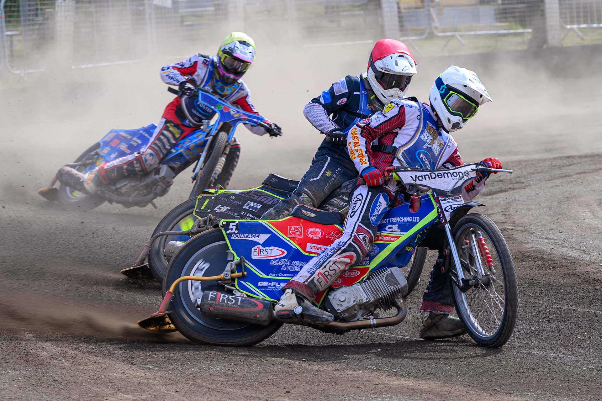 Jake Mulford of Kings Lynn Young Stars in White leading Nathan Ablitt, Guest Rider for Buxton Bulls in Red  and Stene Pijper, Guest Rider for Kings Lynn Young Stars  in Yellow during the WSRA National Development League match between Buxton Bulls and King's Lynn Young Stars at Hi-Edge Speedway, Buxton on Sunday 9th August 2026. (Photo: Ian Charles | MI News)