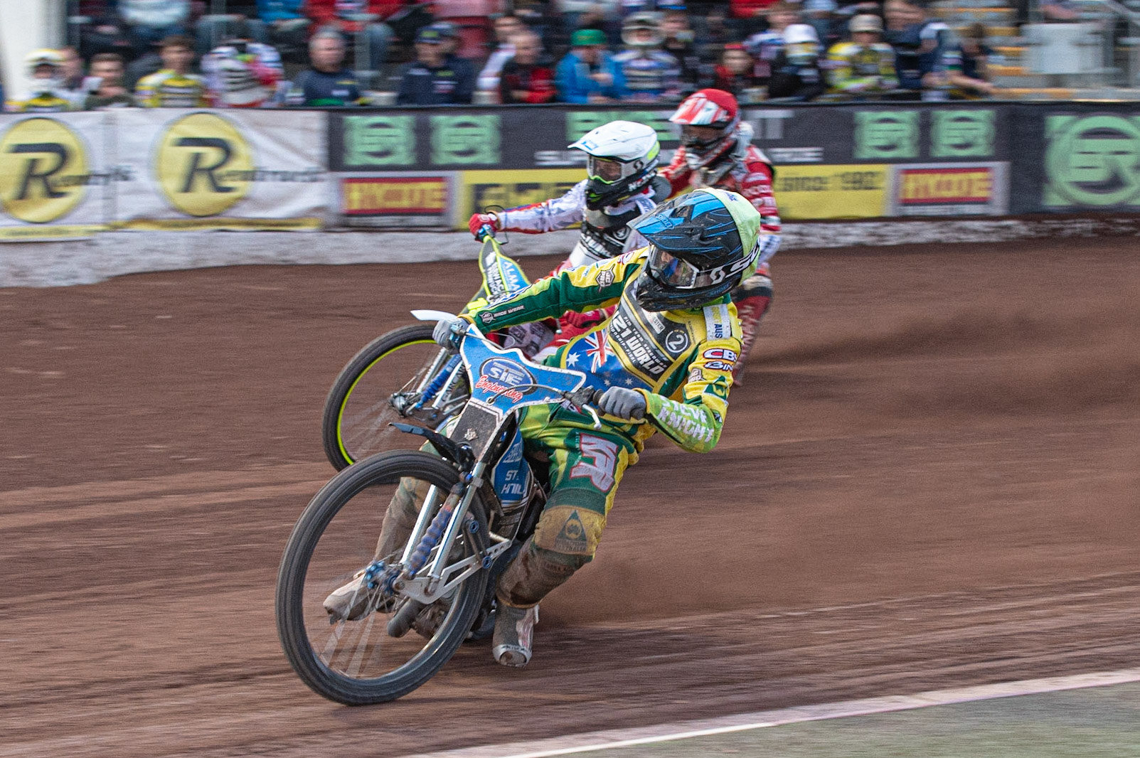Photo: Ian Charles

Jordan Stewart (Yellow) leads Bartosz Smektala (White) and Mads Hansen (Red) 

FIM Team Speedway U-21 World Championship, National Speedway Stadium, Manchester Friday 12 July  2019