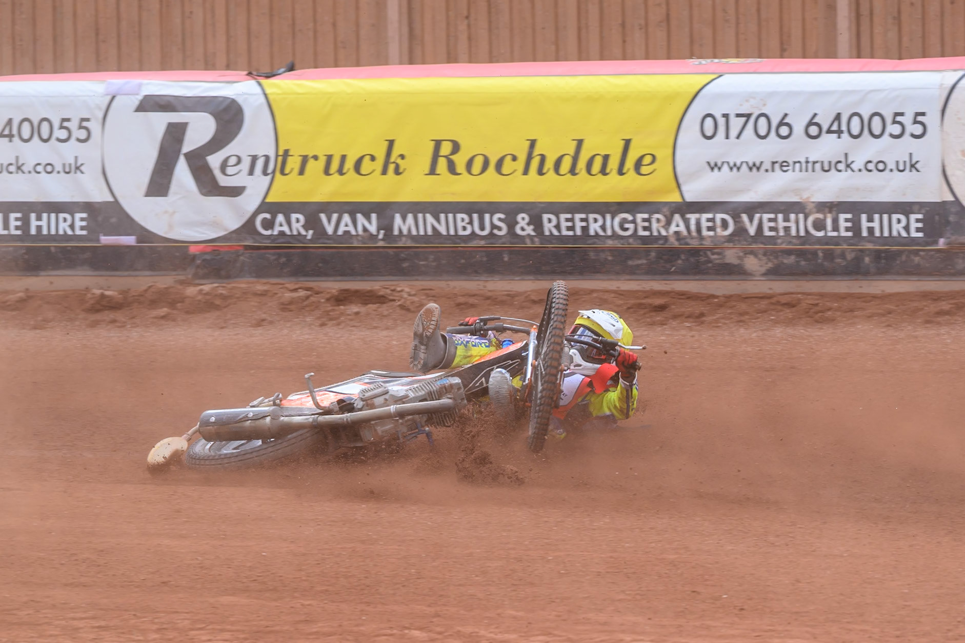 JR ASHWORTH &amp; SONS COLTS ACADEMY INDIVIDUALHarry Fletcher in Yellow rides inside Senna Summers in Blue before he slides off during the JR Ashworth &amp; Sons Colts Individual at the National Speedway Stadium, Manchester on Sunday 10th May 2026. (Photo: Ian Charles | MI News)