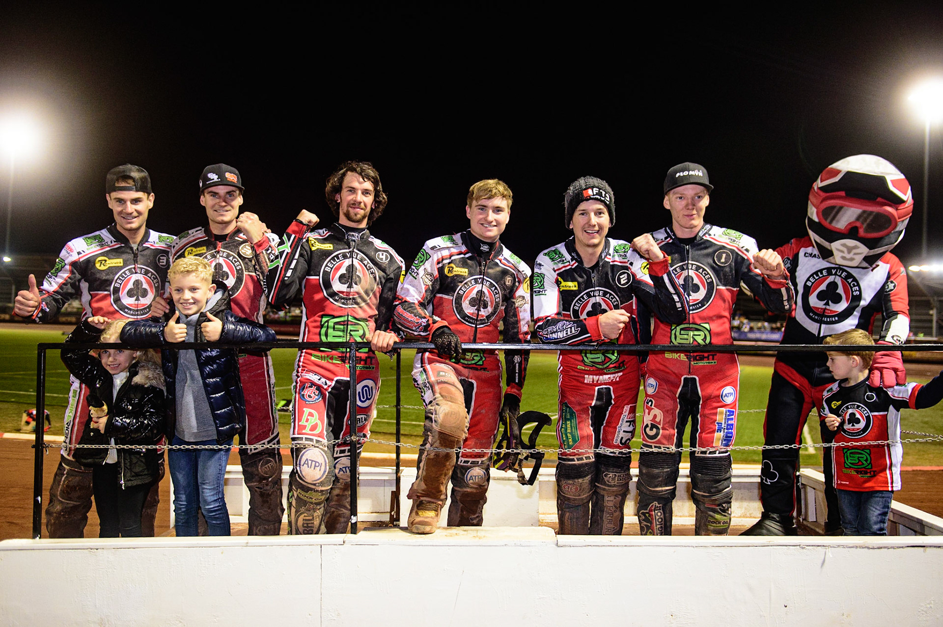 MANCHESTER, UK. OCT 7TH  The Victorious Aces after winning their semi final during the SGB Premiership Play off Semi-Final Second Leg between Belle Vue Aces and Sheffield Tigers at the National Speedway Stadium, Manchester on Thursday 7th October 2021. (Credit: Ian Charles | MI News)