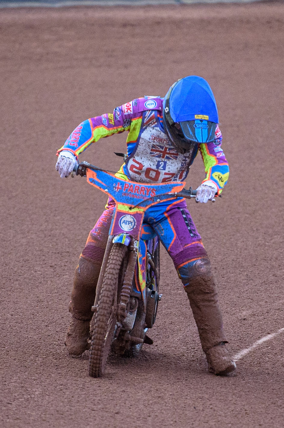 MANCHESTER, UK. AUGUST 16TH   Rory Schlein  pulls up with bike trouble during the Sports Insure British Speedway Finals at the National Speedway Stadium, Manchester on Monday 16th August 2021. (Credit: Ian Charles | MI News)