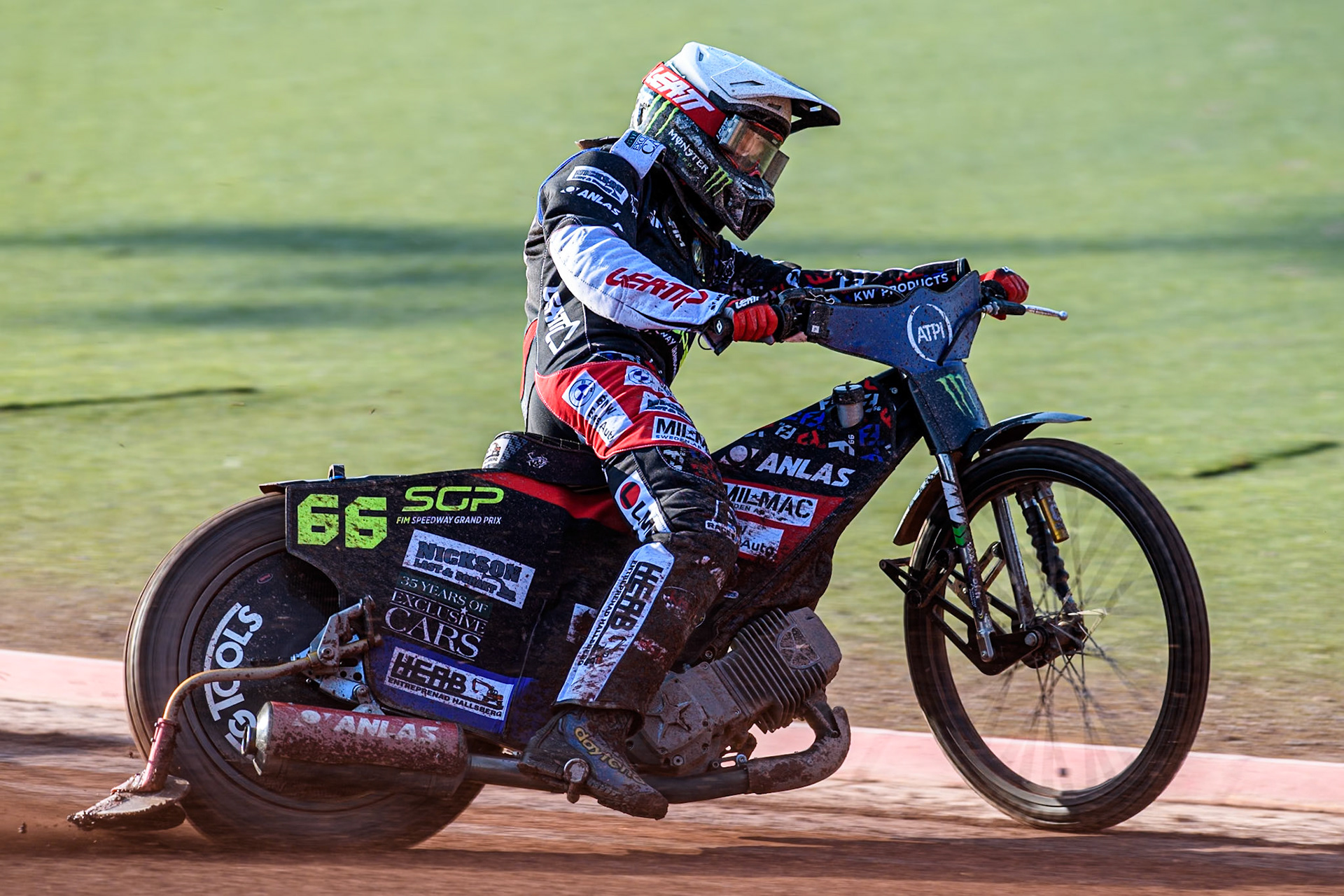 Fredrik Lindgren (66) of Sweden in action during the ATPI FIM Speedway Grand Prix Round 5 at the National Speedway Stadium, Manchester, on Saturday 14th June 2025. (Photo: Ian Charles | MI News)