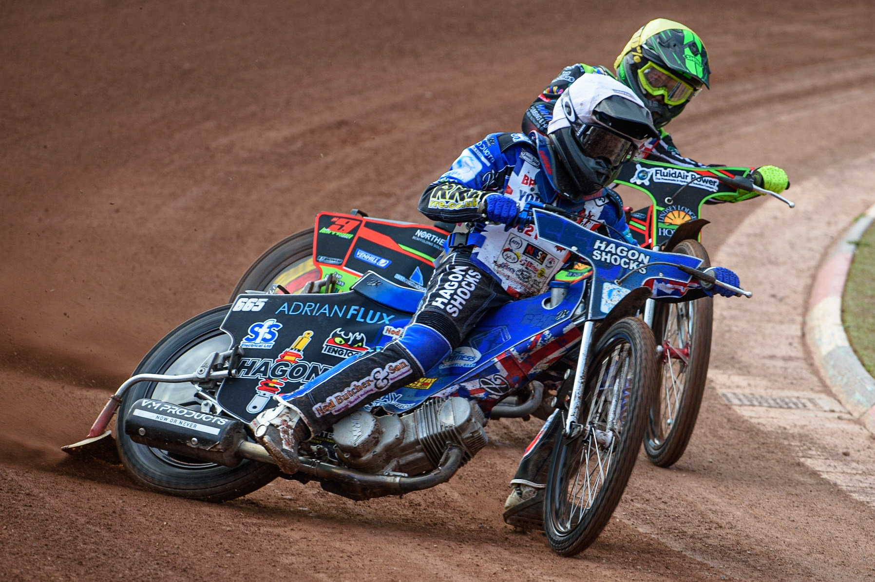 MANCHESTER, UK. MAY 28TH   Jody Scott (White) leads Luke Harrison (Yellow) during the British Junior Championship at the National Speedway Stadium, Manchester on Friday 28th May 2021. (Credit: Ian Charles | MI News)