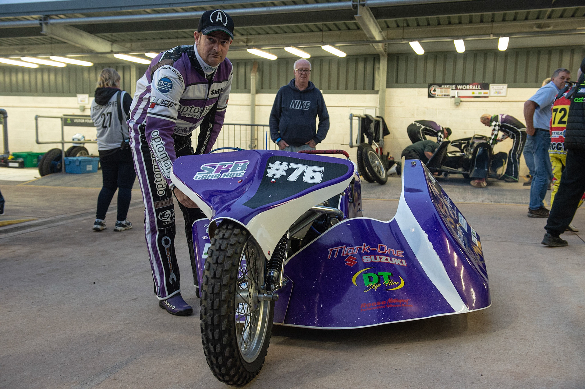MANCHESTER, ENGLAND Simon Beaney (76) warms up his engine during the  ACU Sidecar Speedway Manchester Masters,  Belle Vue National Speedway Stadium, Manchester Saturday 12 October 2019 (Credit: Ian Charles | MI News)