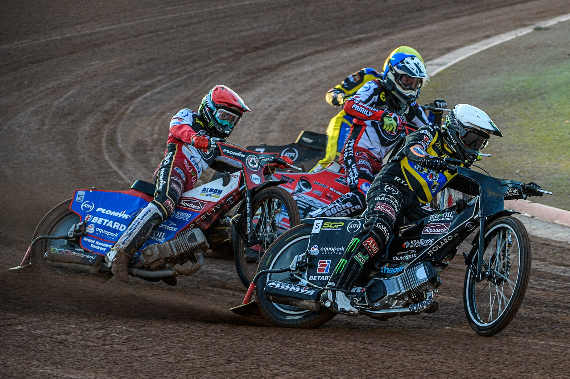 Tai Woffinden (White) leads Dan Bewley (Red) Connor Bailey (Blue) and Dan Gilkes (Yellow) during the Sports Insure Premiership match between Belle Vue Aces and Sheffield Tigers at the National Speedway Stadium, Manchester on Monday 7th August 2023. (Photo: Ian Charles | MI News)