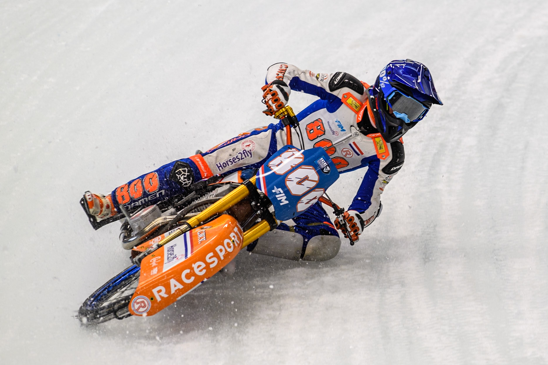 Jasper Iwema (800) of The Netherlands in action  during practice for  the Ice Speedway Gladiators World Championship Finals 1 &amp; 2 at Max-Aicher-Arena, Inzell on Friday 14th March 2025. (Photo: Ian Charles | MI News)