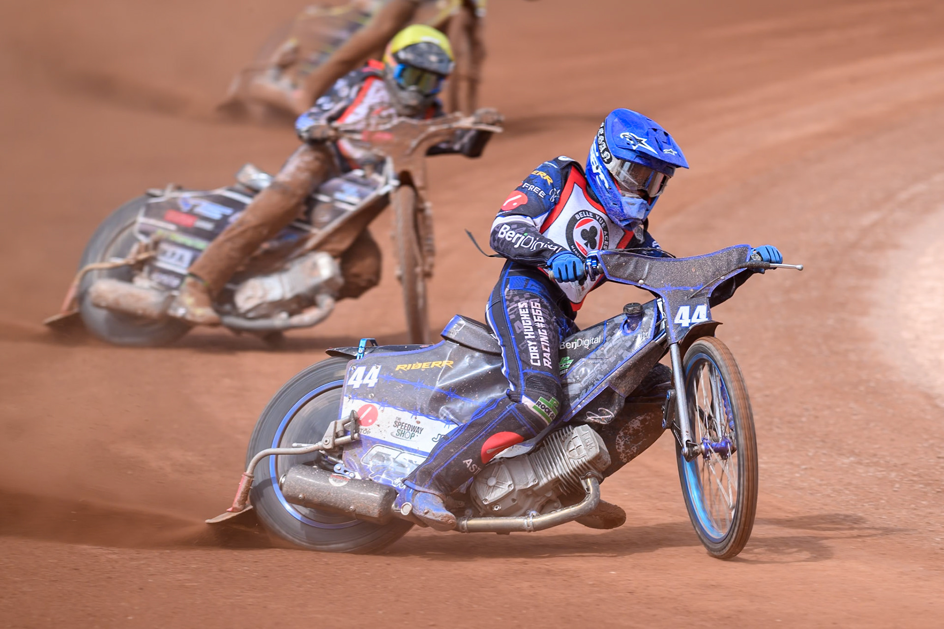 COLTS ACADEMY INDIVIDUAL EVENT Charlie Southwick in Blue leading Seth Norman in Yellow during the JR Ashworth &amp; Sons Colts Academy event at the National Speedway Stadium, Manchester on Sunday 19th July 2026. (Photo: Ian Charles | MI News)