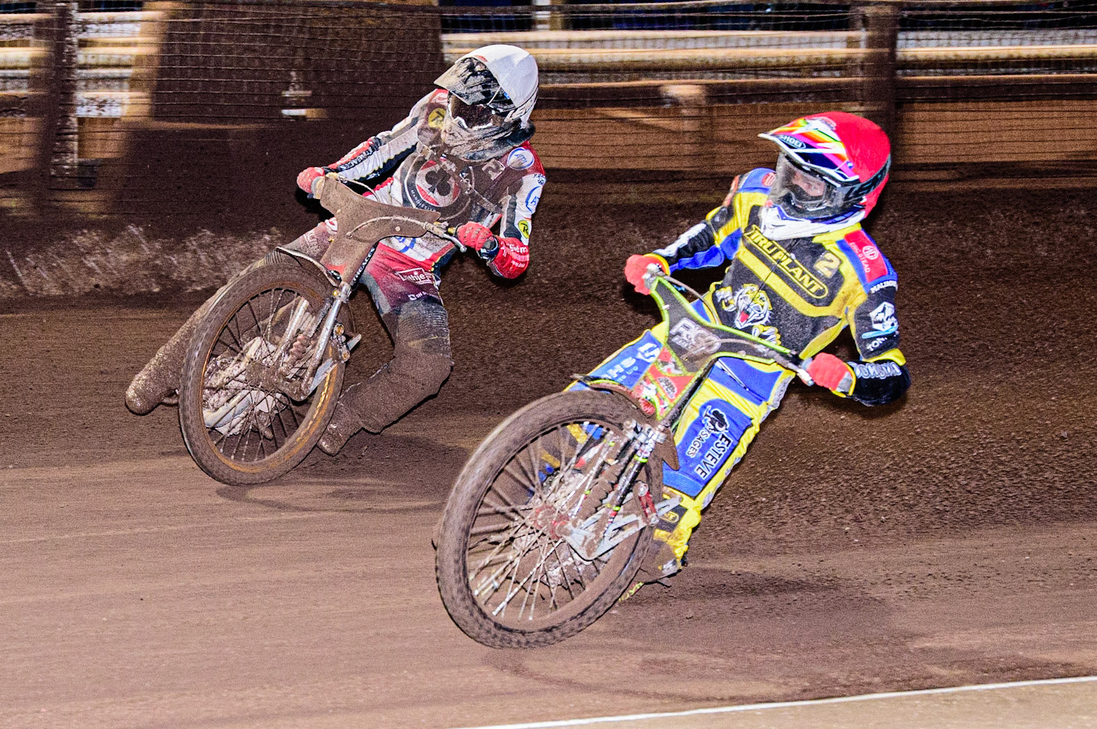 David Bellego  (Red) inside Norick Blodorn  (White) during the Sheffield Tigers vs Belle Vue Aces meeting in the SGP Premiership at Owlerton Stadium, Sheffield on Thursday 23rd March 2023. (Photo: Ian Charles | MI News)