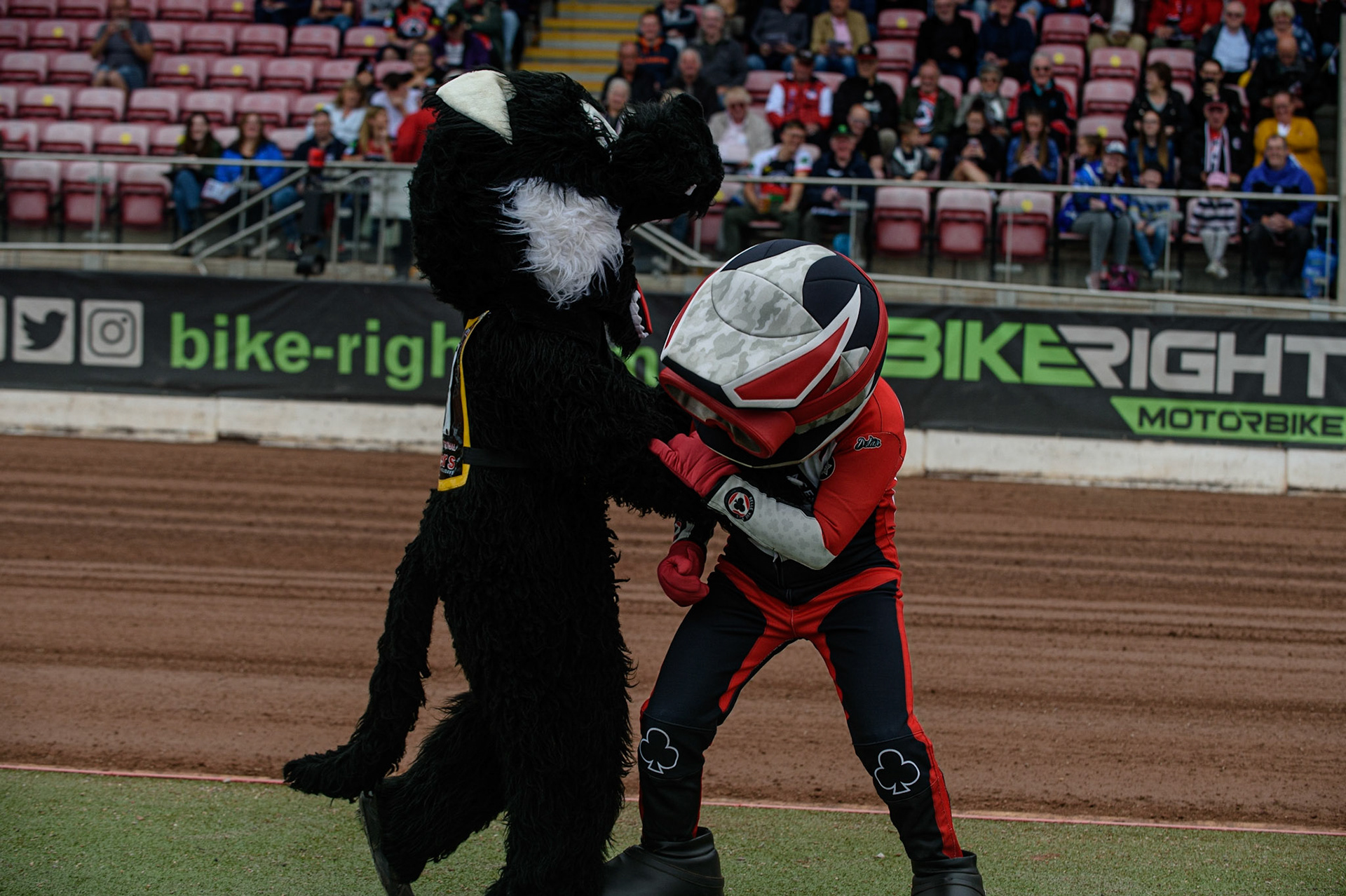 MANCHESTER, UK. AUGUST 30TH The Mascots pretend to fight before the meeting to amuse the fans during the SGB Premiership match between Belle Vue Aces and Wolverhampton Wolves at the National Speedway Stadium, Manchester on Monday 30th August 2021. (Credit: Ian Charles | MI News)