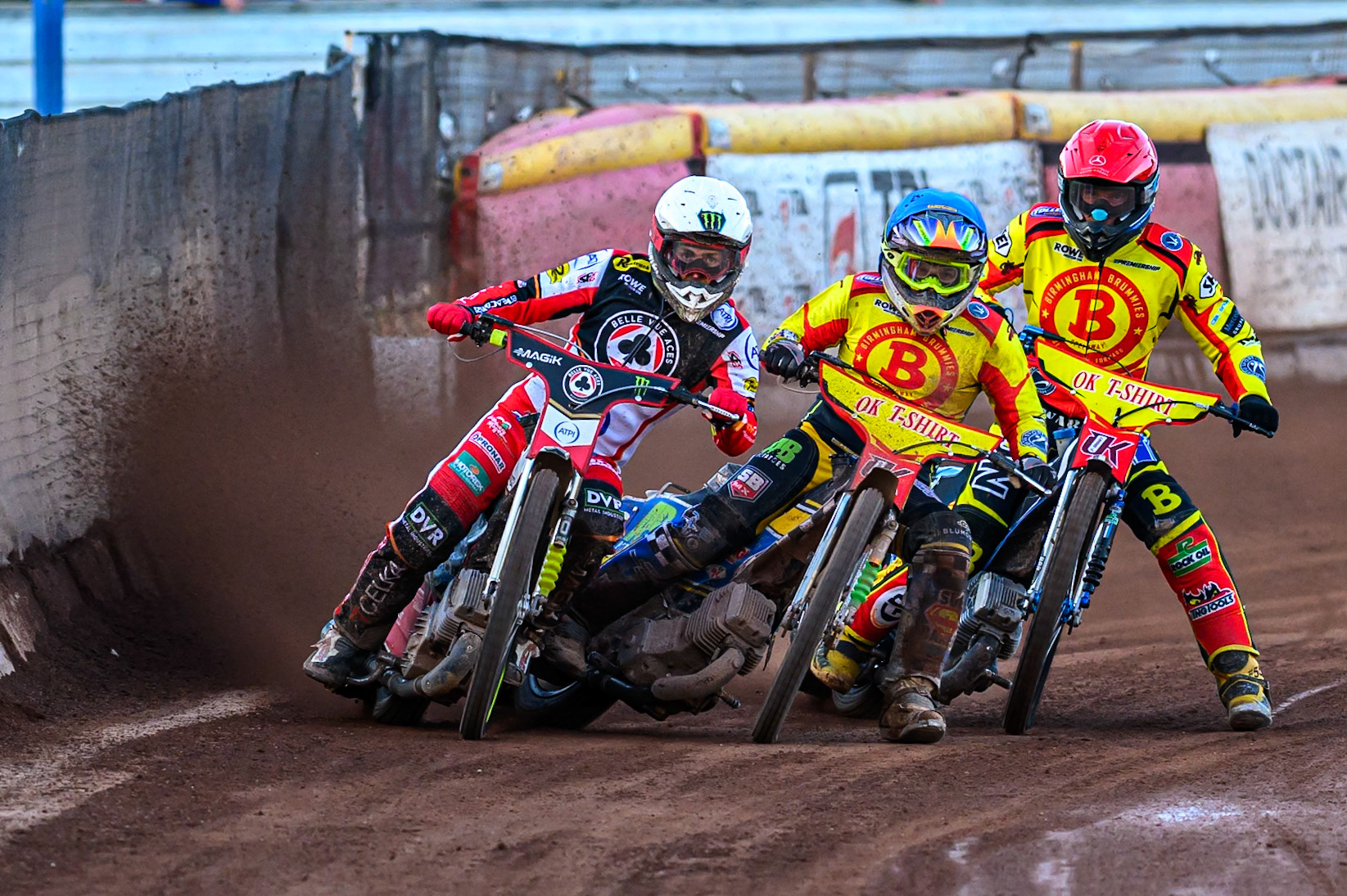 Belle Vue Aces' Jaimon Lidsey  in White leading Birmingham Brummies' Ben Barker  in Blue and, Birmingham Brummies' Matej Zagar  in Red during the Rowe Motor Oil Premiership match between Birmingham Brummies and Belle Vue Aces at Perry Barr Stadium, Birmingham on Monday 28th July 2025. (Photo: Ian Charles | MI News)