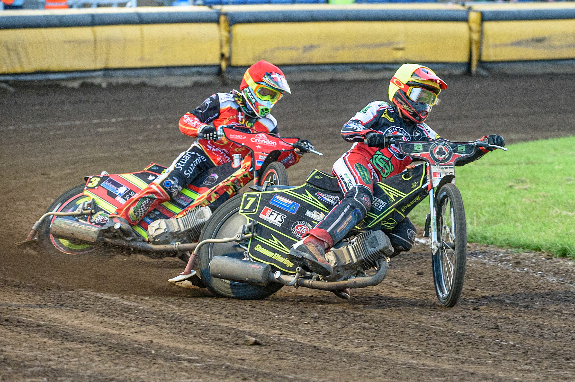PETERBOROUGH, UK. JULY 19TH  Jye Etheridge  (Yellow) leads Michael Palm-Toft  (Red) during the SGB Premiership match between Peterborough and Belle Vue Aces at East of England Showground, Peterborough on Monday 19th July 2021. (Credit: Ian Charles | MI News)