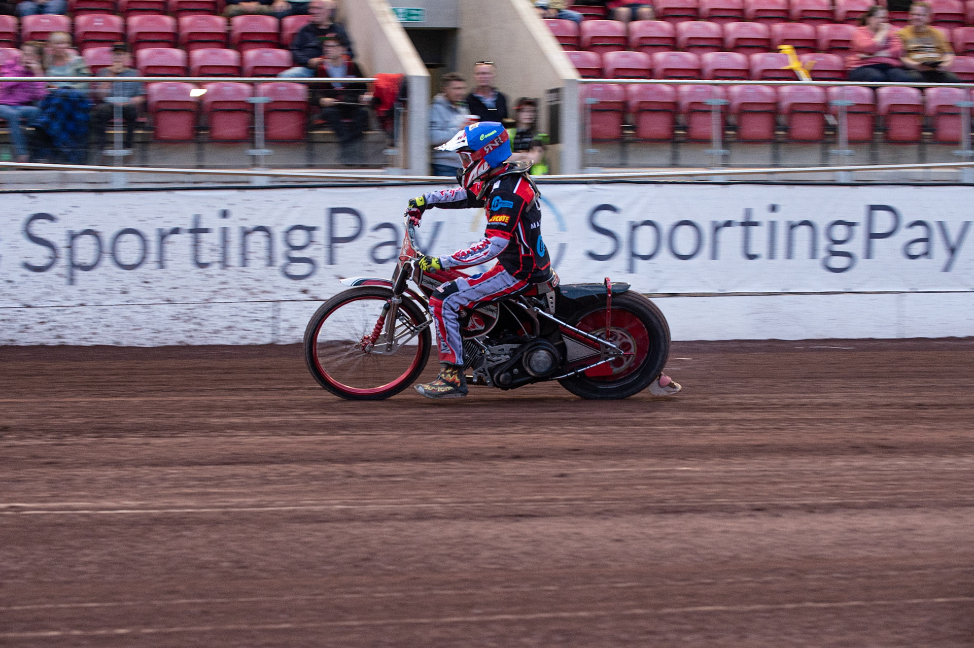 Photo: Ian Charles



Belle Vue Colts v Leicester Cubs, SGB National League, Belle Vue National Speedway Stadium, Manchester, Thursday 8  August  2019
