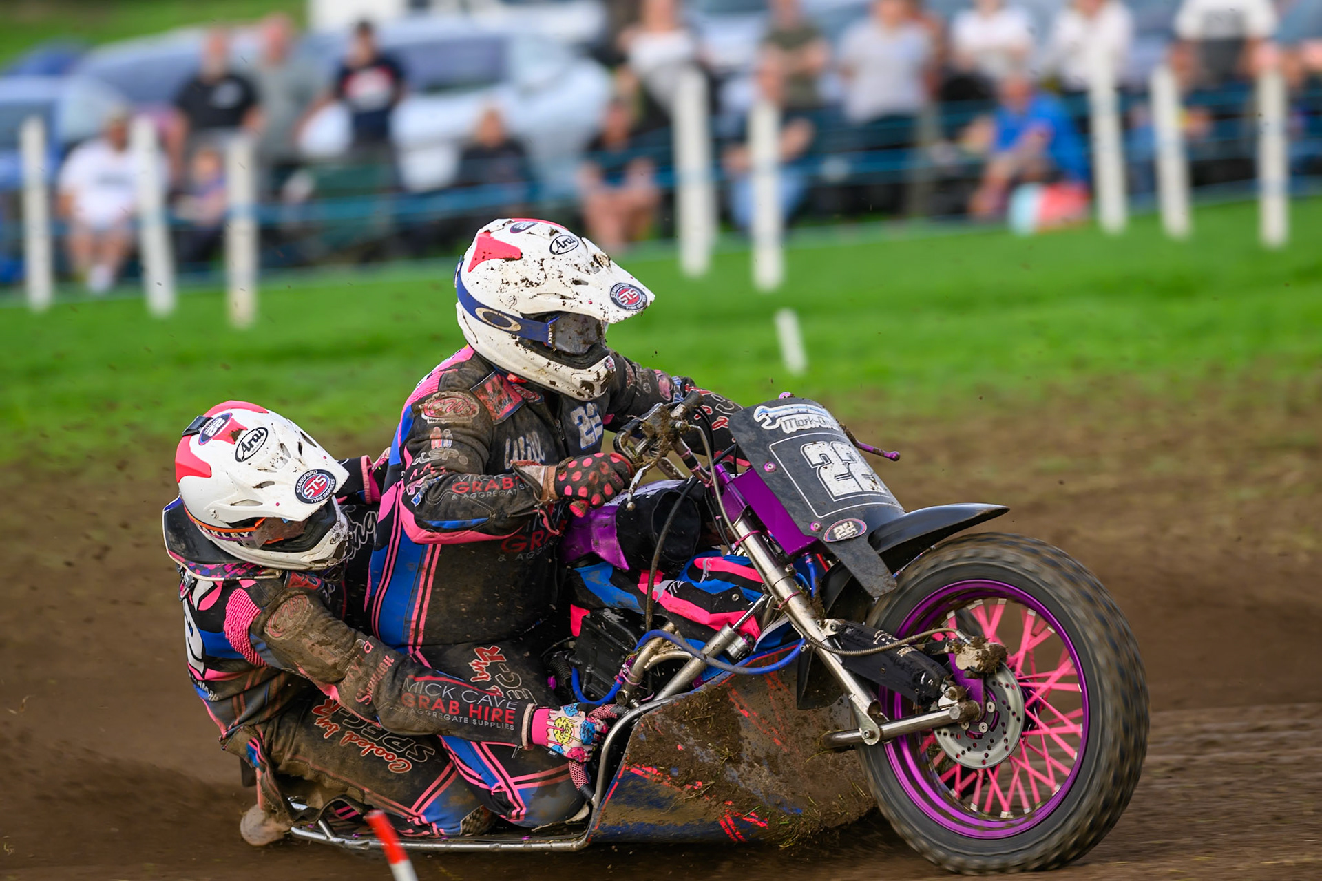 British Masters 1000cc Sidecars: Will Penfold/Ricky Pay (22) during the British Masters Grasstrack Championship at Lower Marsh Farm, Much Hoole, Preston in Lancashire, England on Sunday 13th September 2026. (Photo: Ian Charles | MI News)