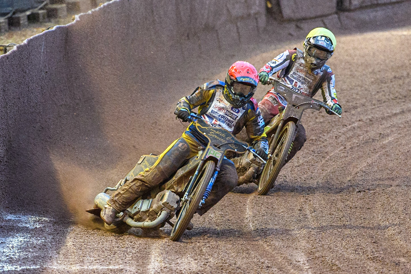 Kyle Howarth (Red) leads Charles Wright  (Yellow) during the Sports Insure British Speedway Final at the National Speedway Stadium, Manchester on Monday 14th August 2023. (Photo: Ian Charles | MI News)