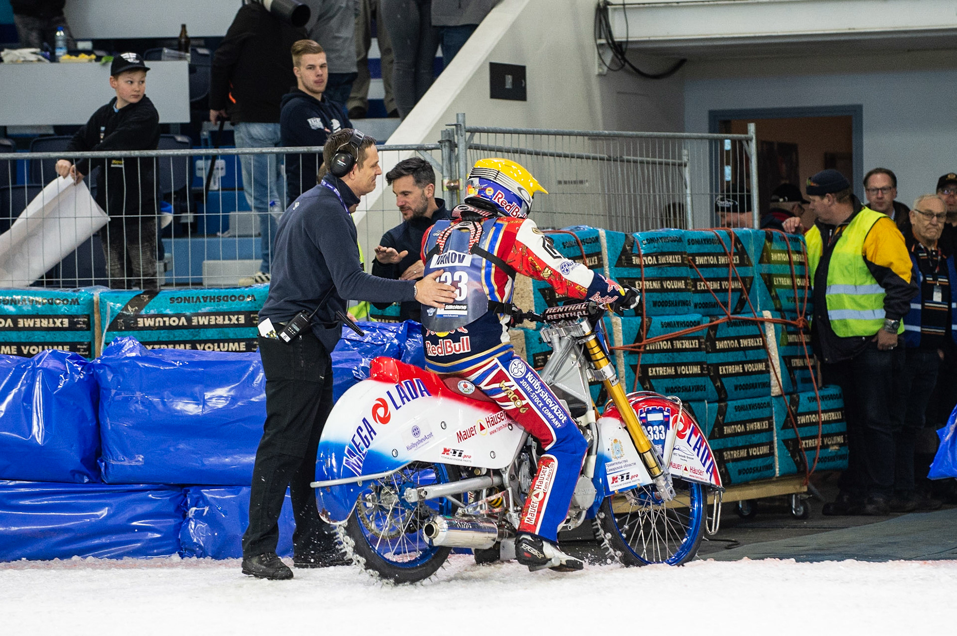 Photo: Ian Charles

Race Director Phil Morris congratulates Danil Ivanov after his win 

FIM Ice Speedway Gladiators World Championship, Event 5.2, Ice Rink Thialf, Heerenveen, Netherlands Sunday  31  March  2019
