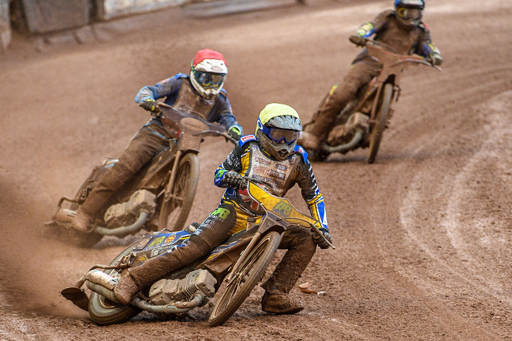 Ben Barker (Yellow) leads Richard Lawson (Red) during the Sports Insure British Speedway Final at the National Speedway Stadium, Manchester on Monday 14th August 2023. (Photo: Ian Charles | MI News)