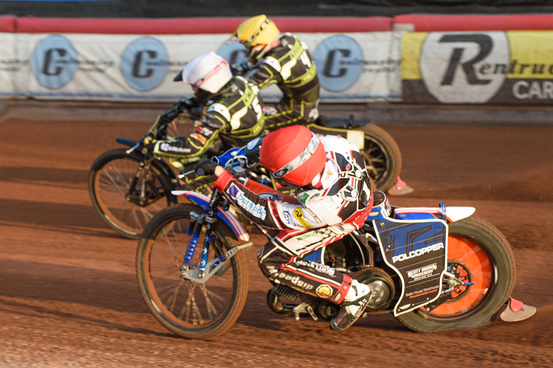 MANCHESTER, UK. JUNE 7TH   Brady Kurtz  (Red) tries the inside line chasing Danny King  (White) and Jake Allen  (Yellow) during the SGB Premiership match between Belle Vue Aces and Ipswich Witches at the National Speedway Stadium, Manchester on Monday 7th June 2021. (Credit: Ian Charles | MI News)