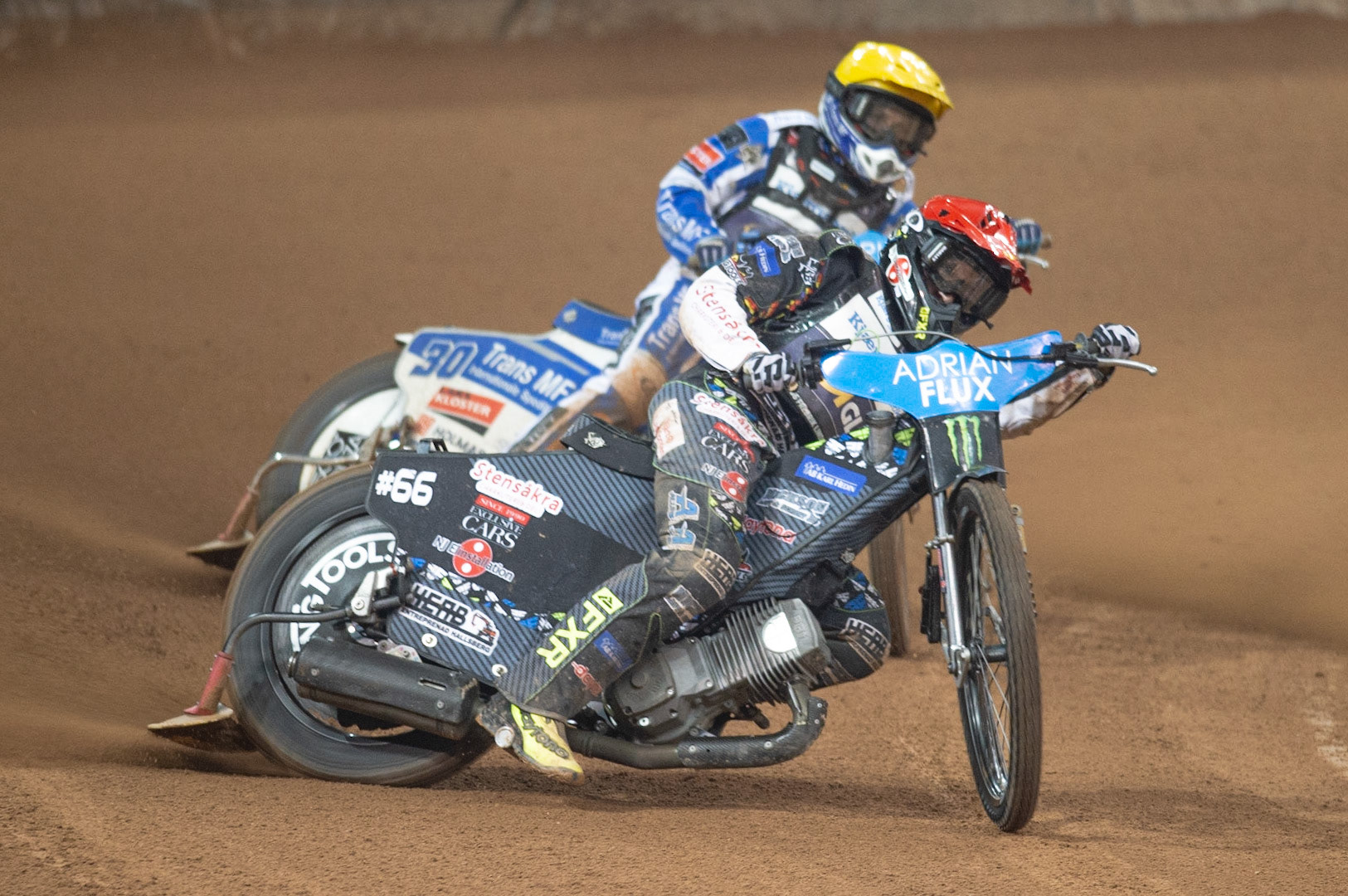 CARDIFF,WALES Fredrik Lindgren (Red) leads Leon Madsen (Yellow) during the ADRIAN FLUX BRITISH FIM SPEEDWAY GRAND PRIX at the Principality Stadium, Cardiff on Saturday 21st September 2019. (Credit: Ian Charles | MI News)