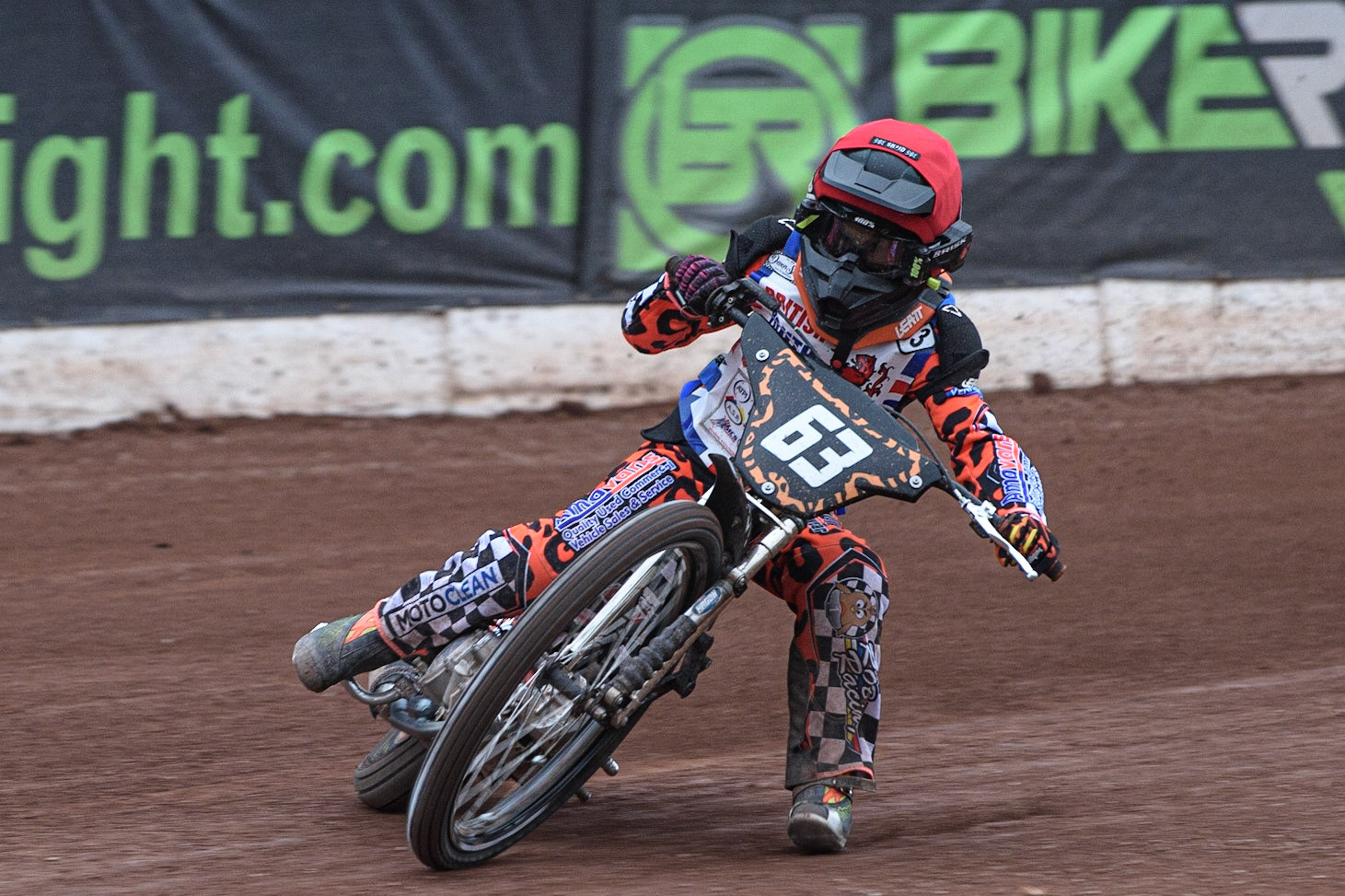 MANCHESTER, UK. AUGUST 2OTH   Cooper Rushen  leads The A Final at the National Speedway Stadium, Manchester on Friday 20th August 2021. (Credit: Ian Charles | MI News)