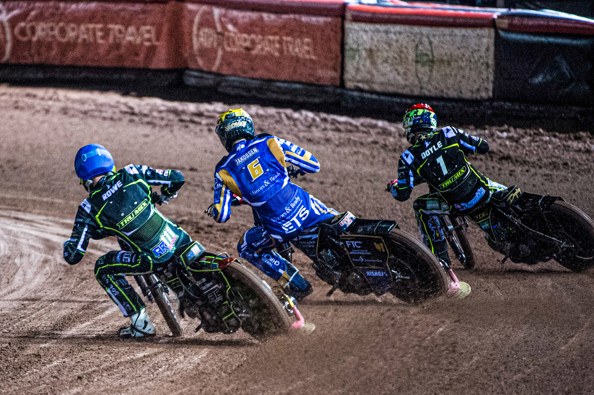 Anders Rowe (Blue) chases Fredrik Jacobsen (Yellow) and Jason Doyle (Red)  during the Grant Henderson Pairs at the National Speedway Stadium, Manchester on Thursday 27th October 2022. (Credit: Ian Charles | MI NEWS)