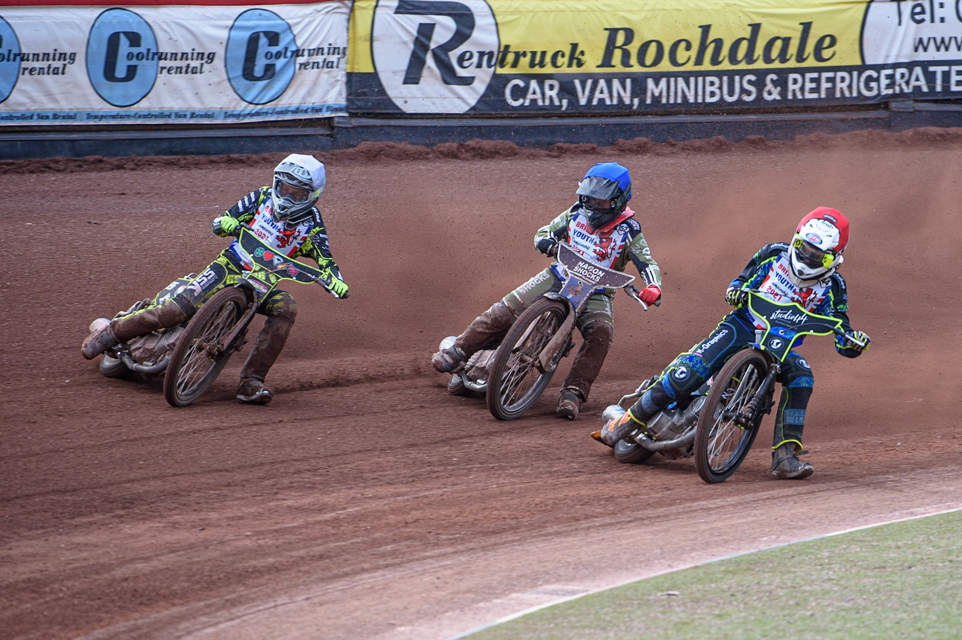 MANCHESTER, UK. MAY 28TH   Freddy Hodder  (Red) inside Ashton Vale   (Blue) and Ace Pijper (White) during the British Junior Championship at the National Speedway Stadium, Manchester on Friday 28th May 2021. (Credit: Ian Charles | MI News)